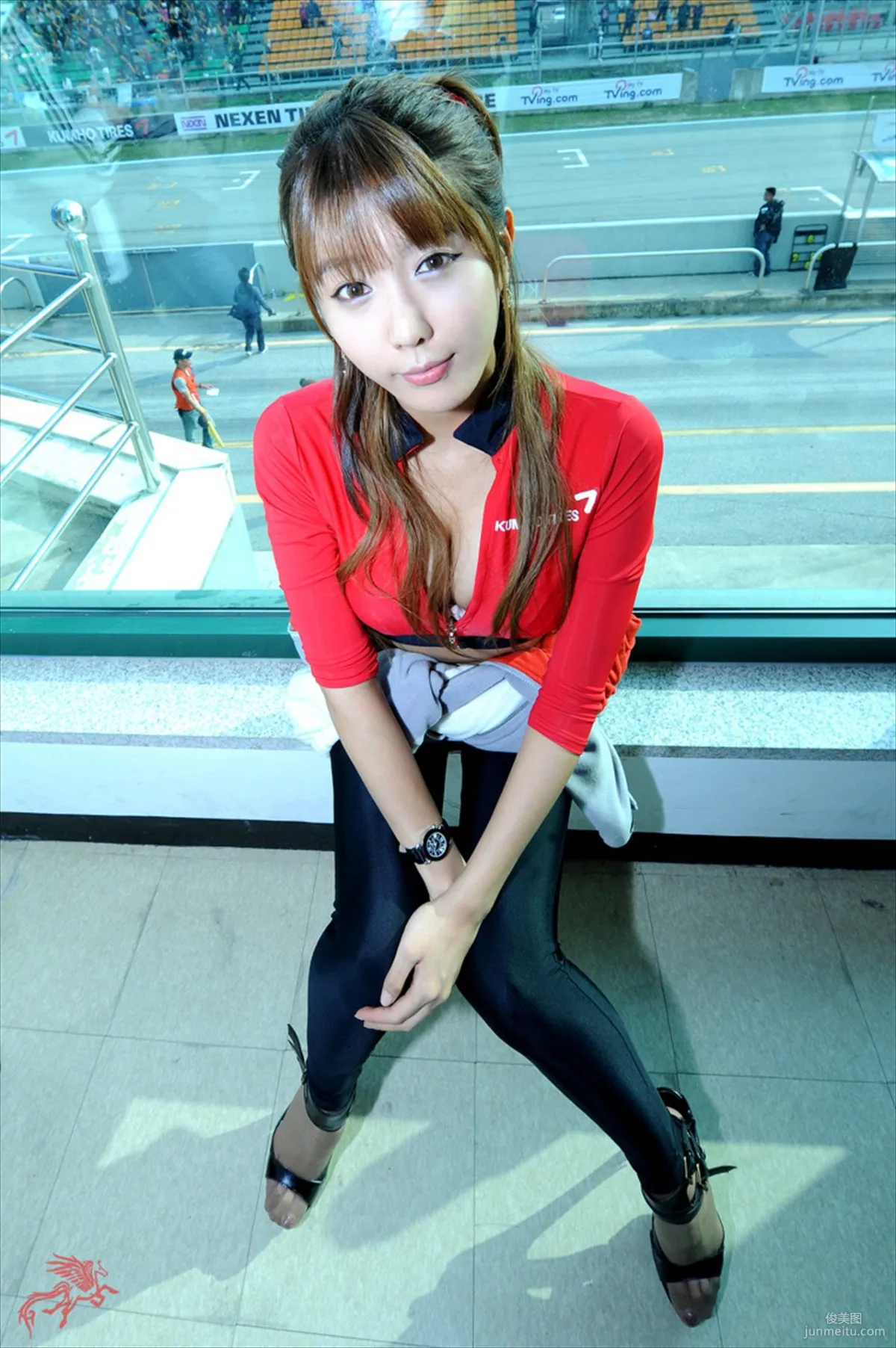 Race Queen Heo Yun Mi, Red Clothes Tight Pants Series HD Set photo 18
