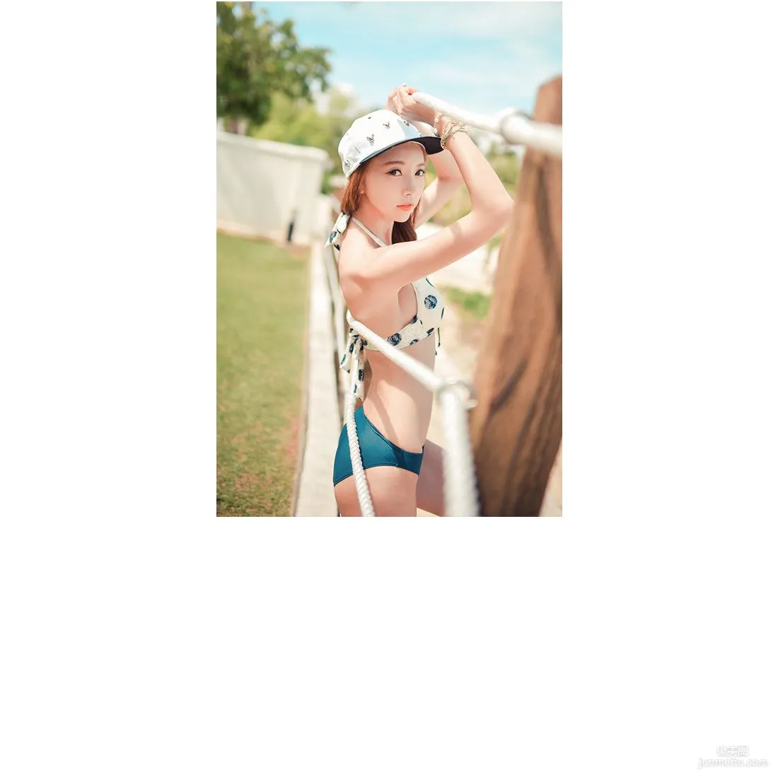 Korean Bongjashop Model Outdoor Shoot Big Collection photo 90