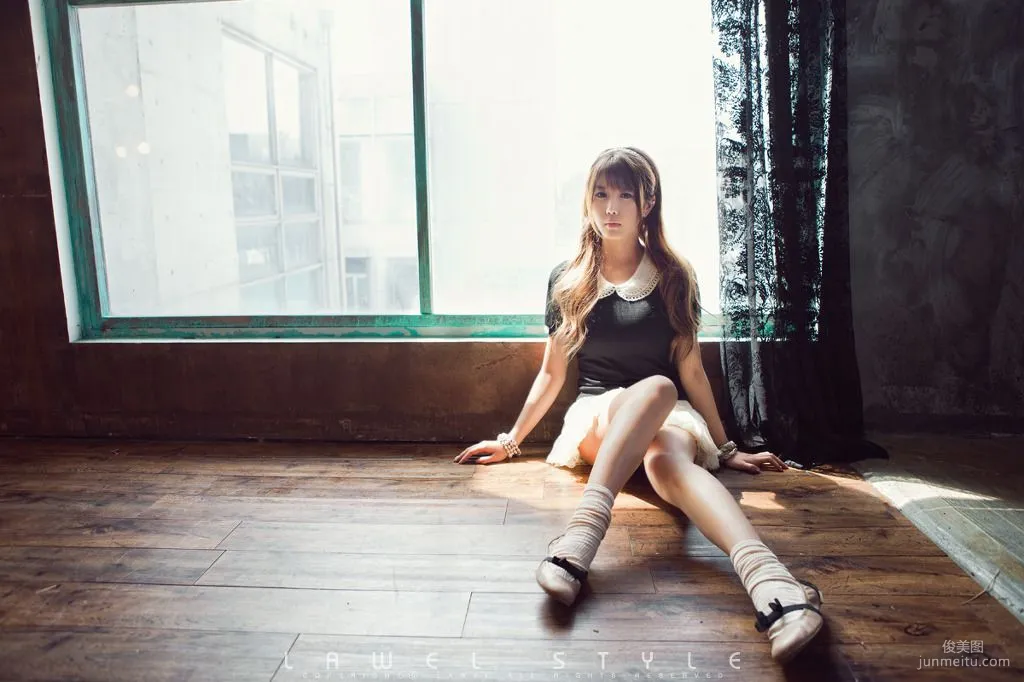 Korean Girl Heo Yun Mi, Beauty Under Light and Shadow Photo Set photo 19