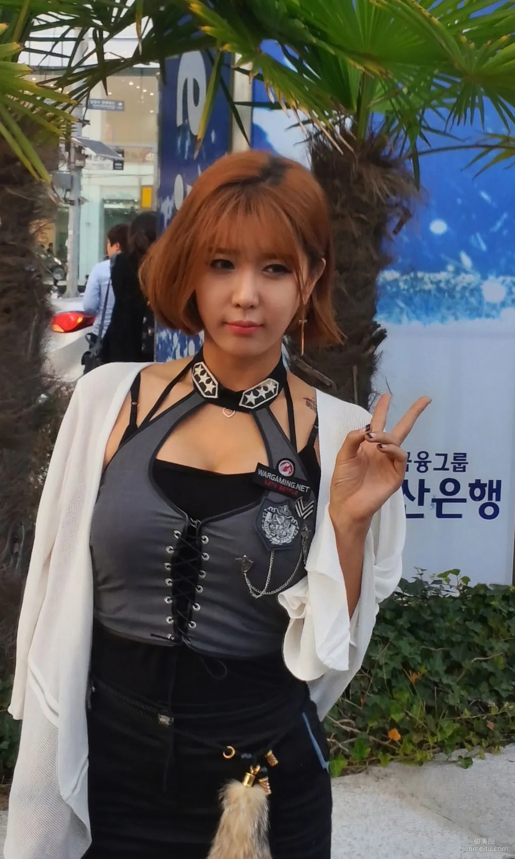 Heo Yun Mi, Busan Tank World Set photo 43