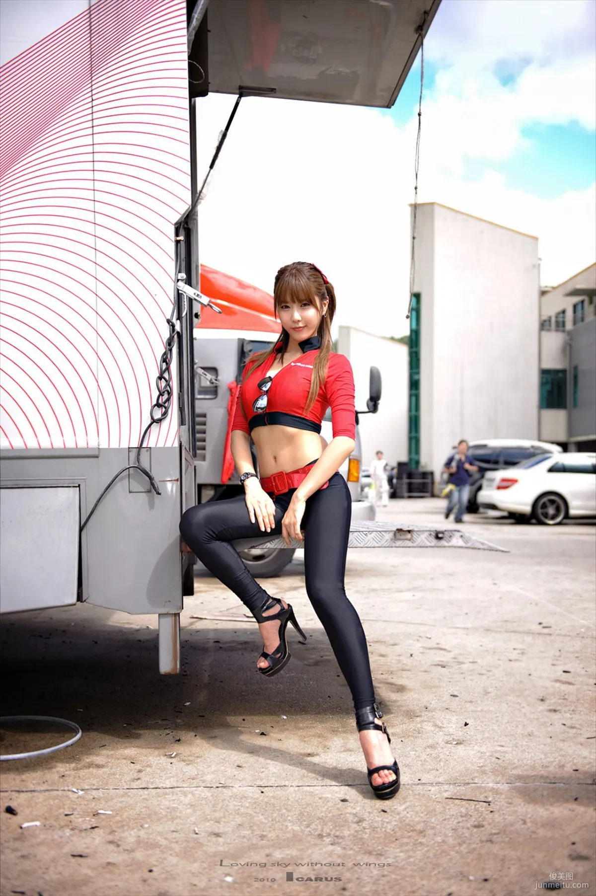Race Queen Heo Yun Mi, Red Clothes Tight Pants Series HD Set photo 80