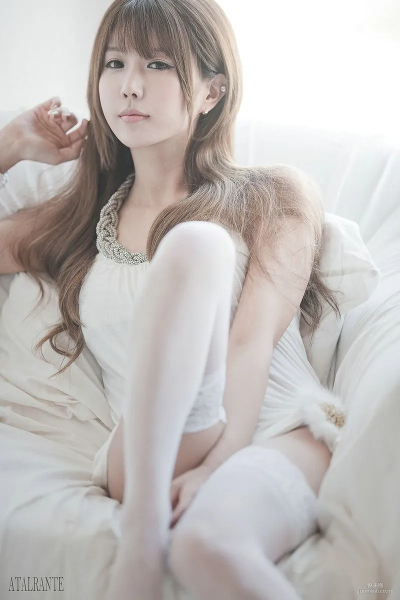 Heo Yun Mi: Web Idols photo 3