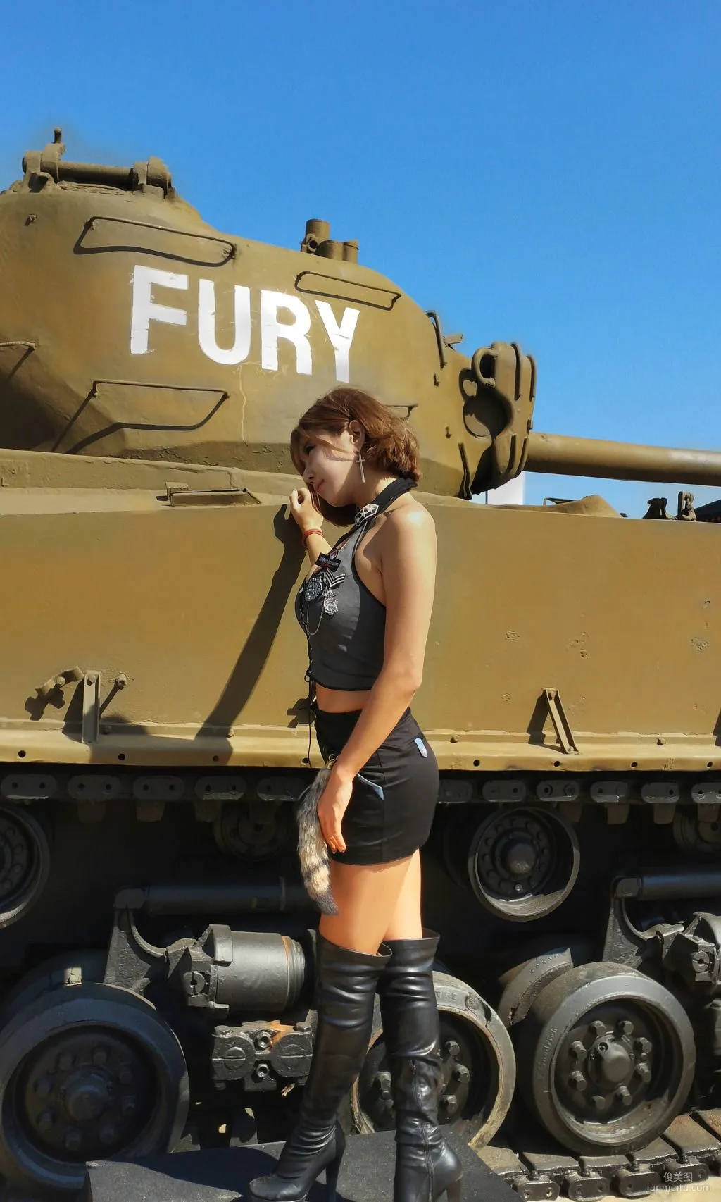 Heo Yun Mi, Busan Tank World Set photo 36