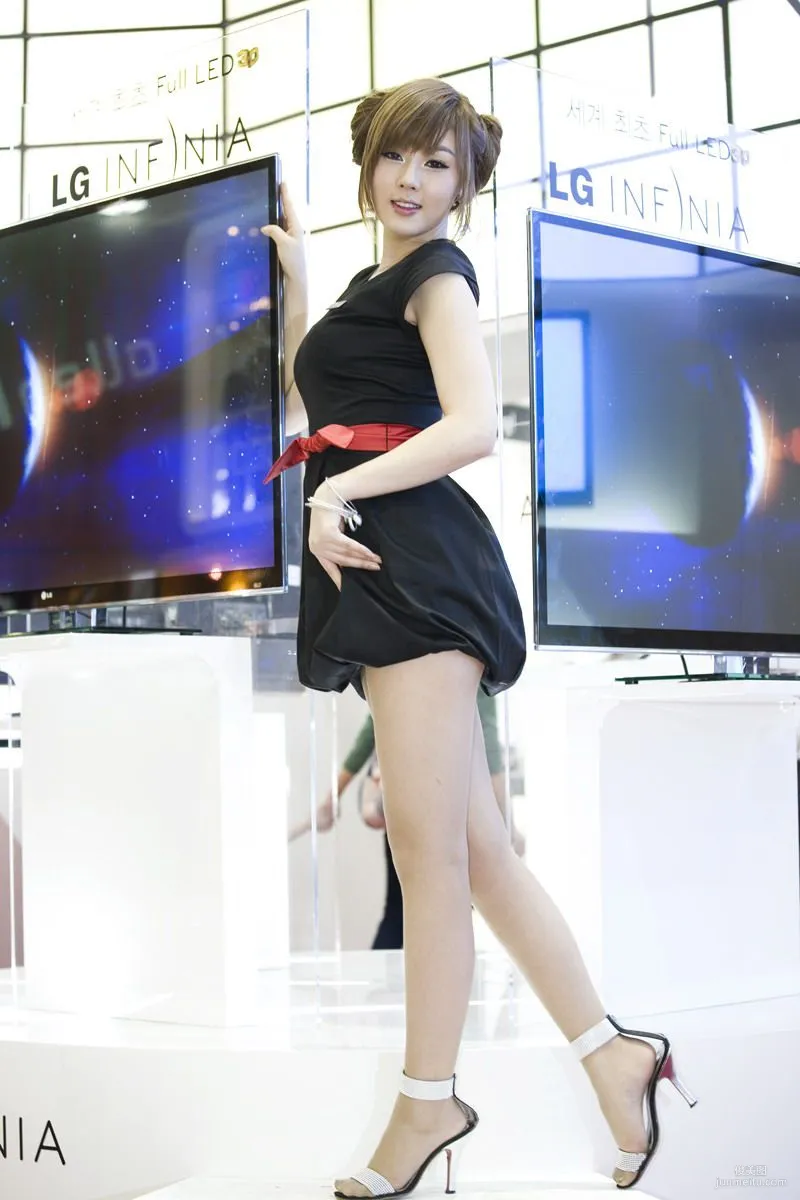 Hwang Mi Hee, Electronic Digital Show Photo Collection photo 4