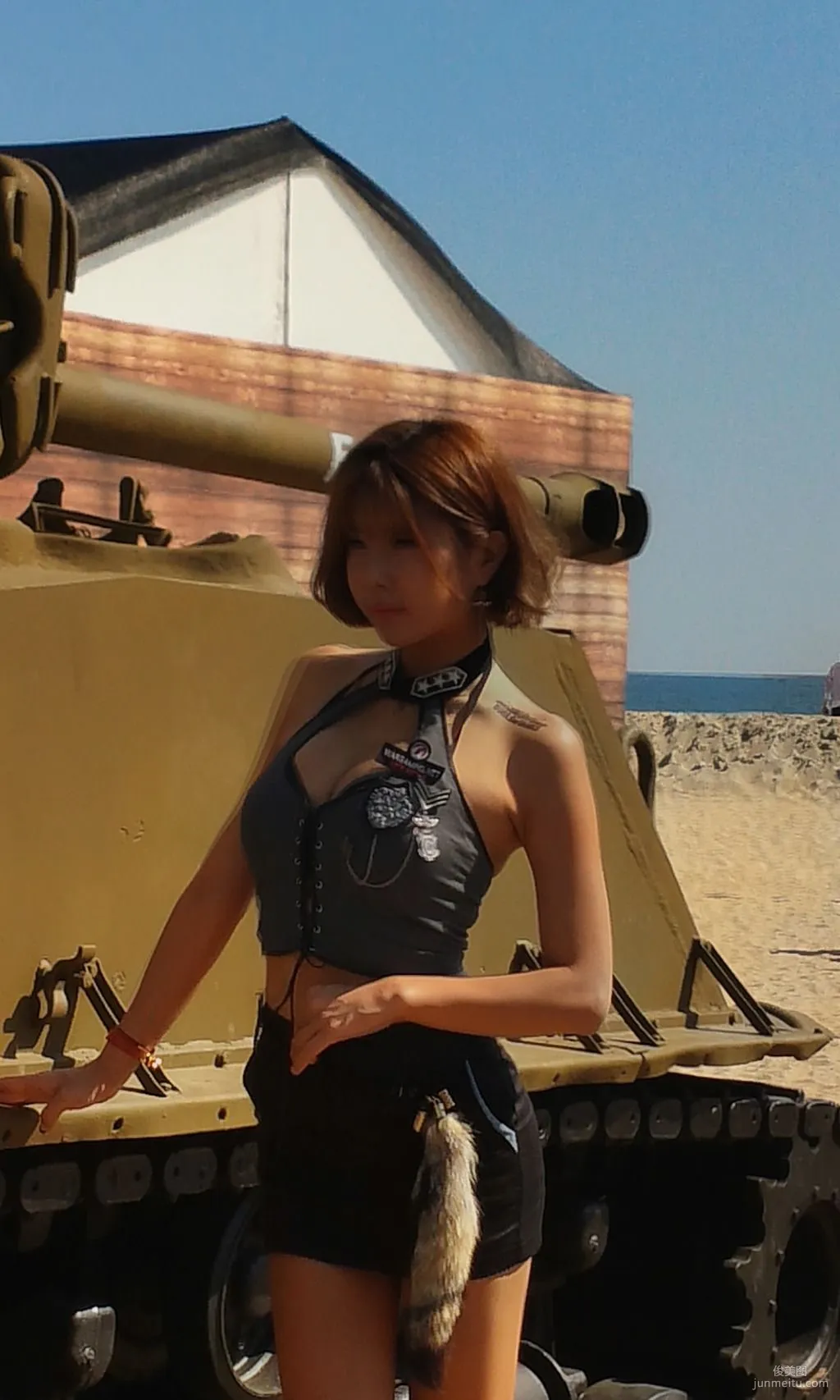 Heo Yun Mi, Busan Tank World Set photo 33