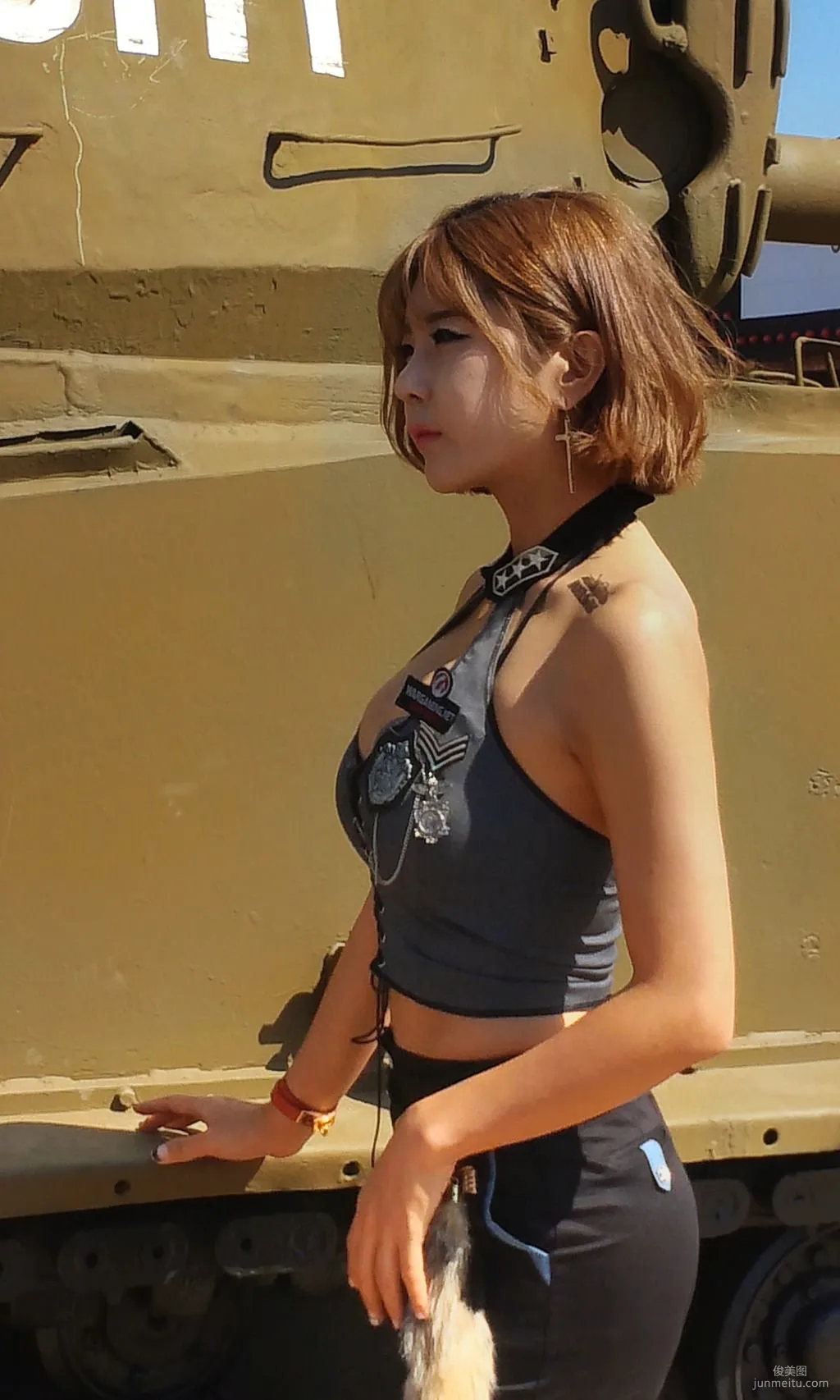 Heo Yun Mi, Busan Tank World Set photo 16
