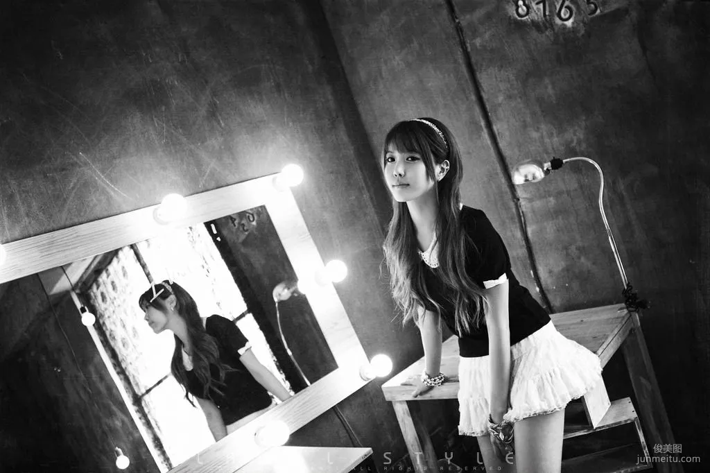 Korean Girl Heo Yun Mi, Beauty Under Light and Shadow Photo Set photo 35