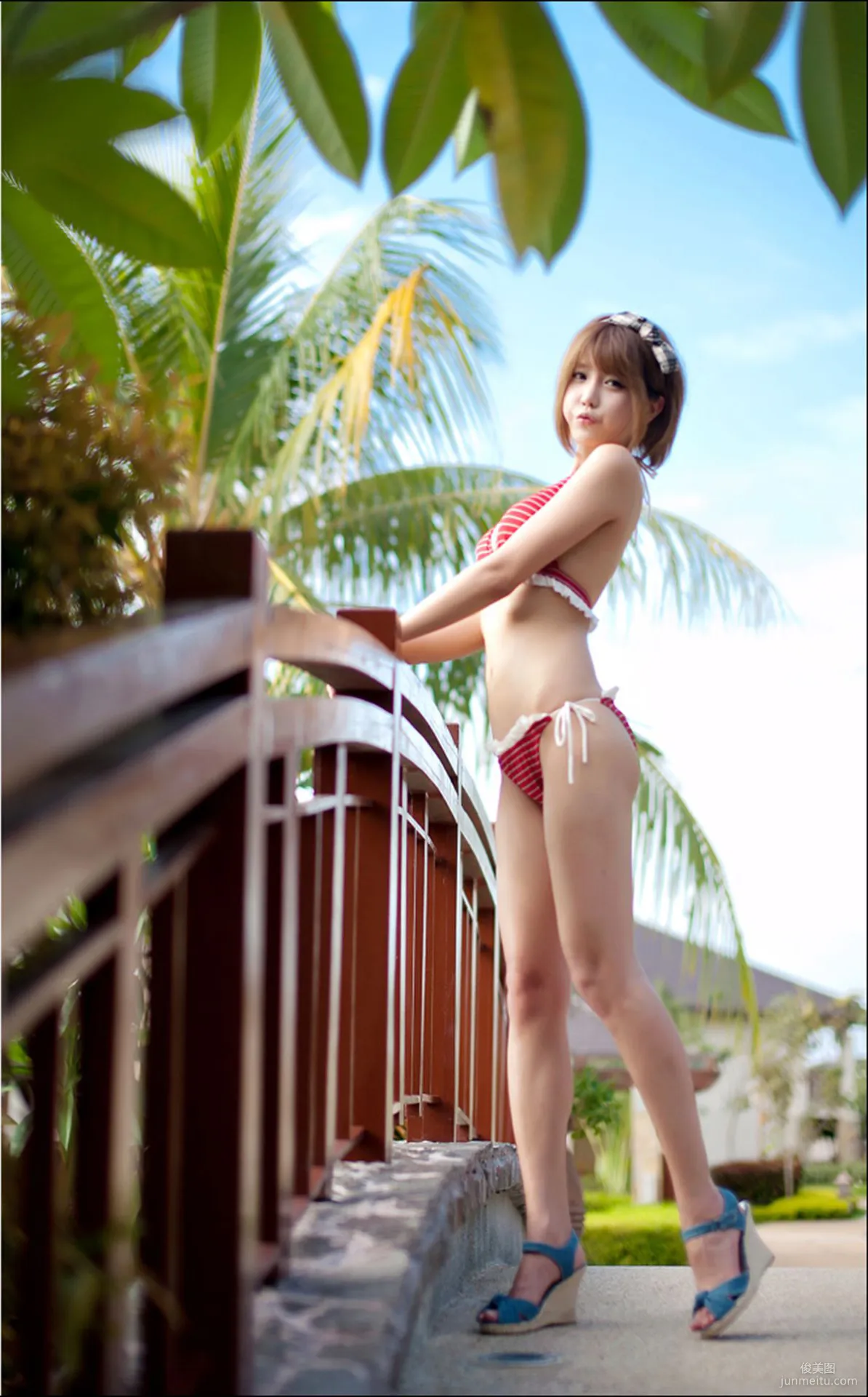 Heo Yun Mi, Resort Bikini Outdoor Shoot Set Photo Set photo 78