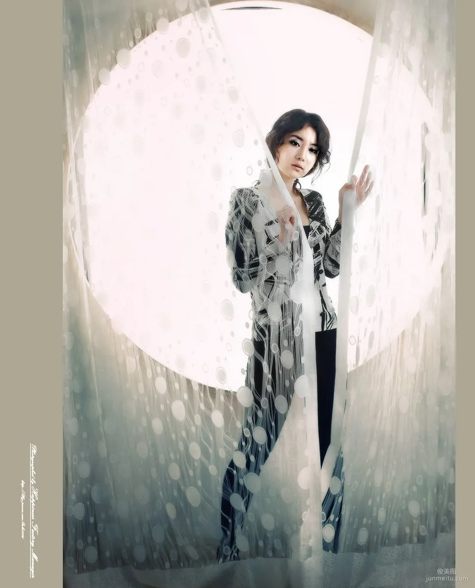 Korean Goddess Im Ji-hye, Photo Set Pictures Collection Edition photo 10