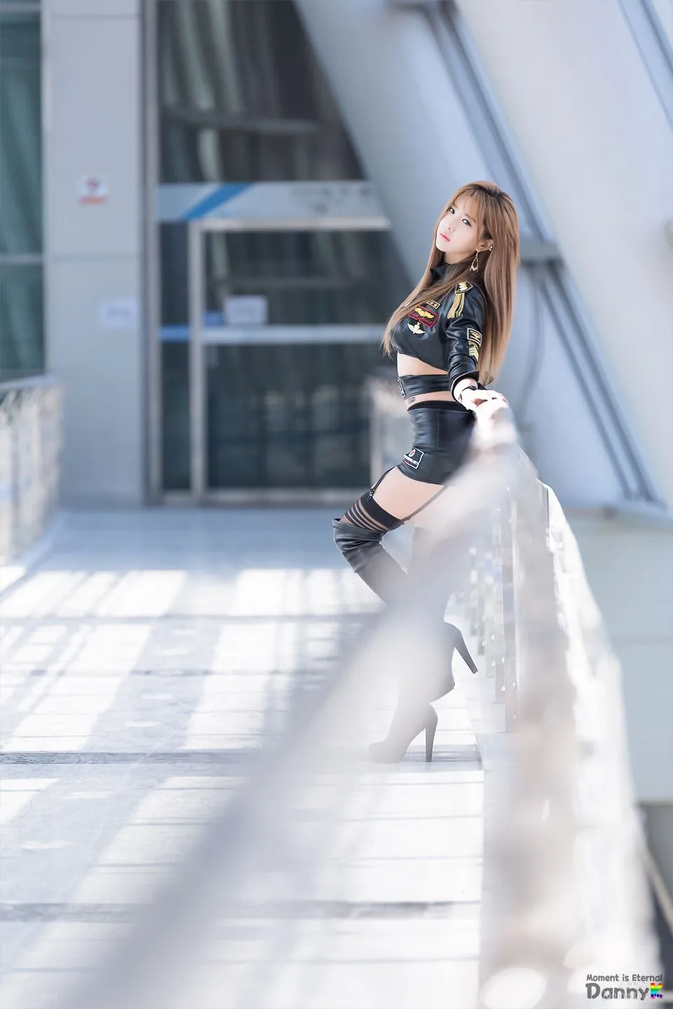 Korean Beauty Heo Yun Mi, Show GIRL Game Exhibition Photo Album, Set photo 22