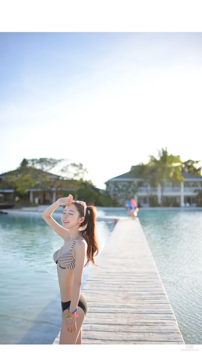 Korean Bongjashop Model Outdoor Shoot Big Collection photo 19