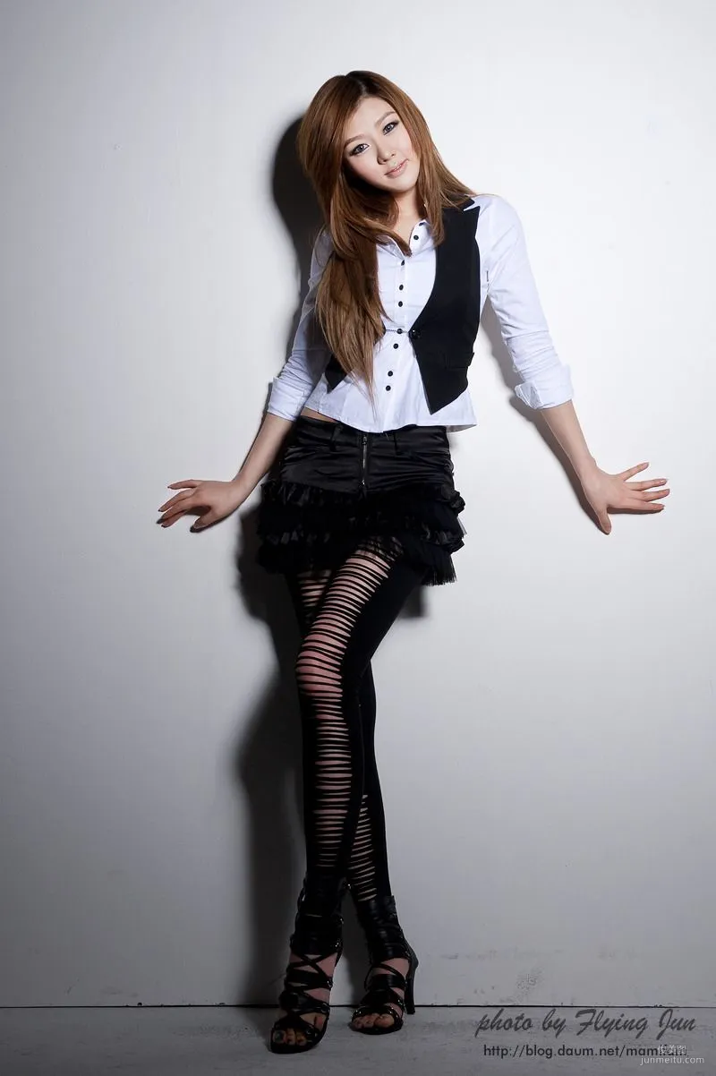 Hwang Mi Hee "Photo Collection Edition" Part 1 photo 94