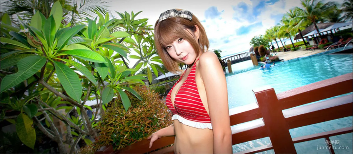 Heo Yun Mi, Resort Bikini Outdoor Shoot Set Photo Set photo 14