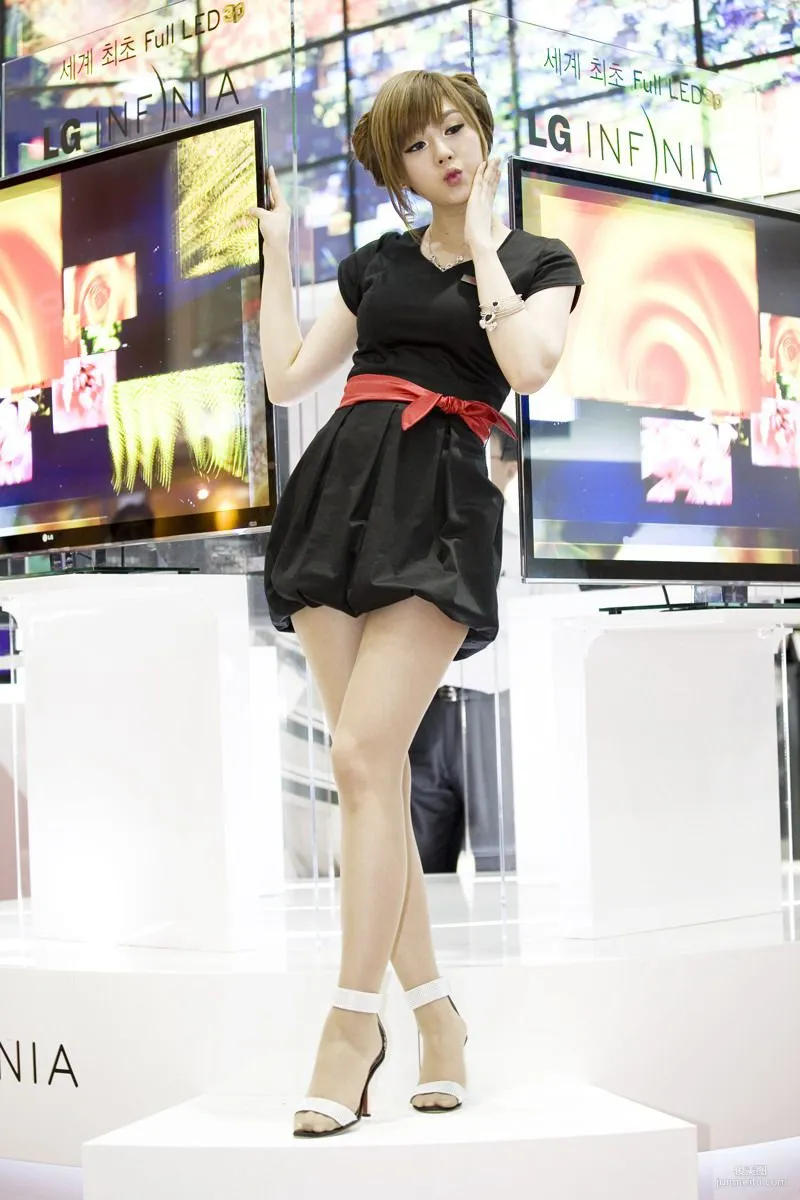 Hwang Mi Hee, Electronic Digital Show Photo Collection photo 26