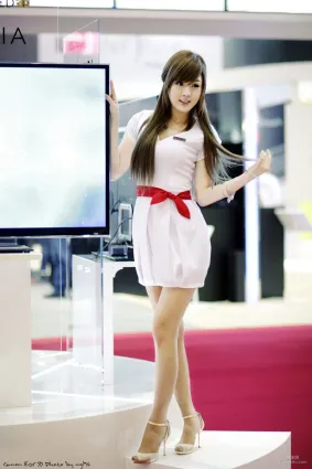 黃美姬《電子數碼展》圖片合集