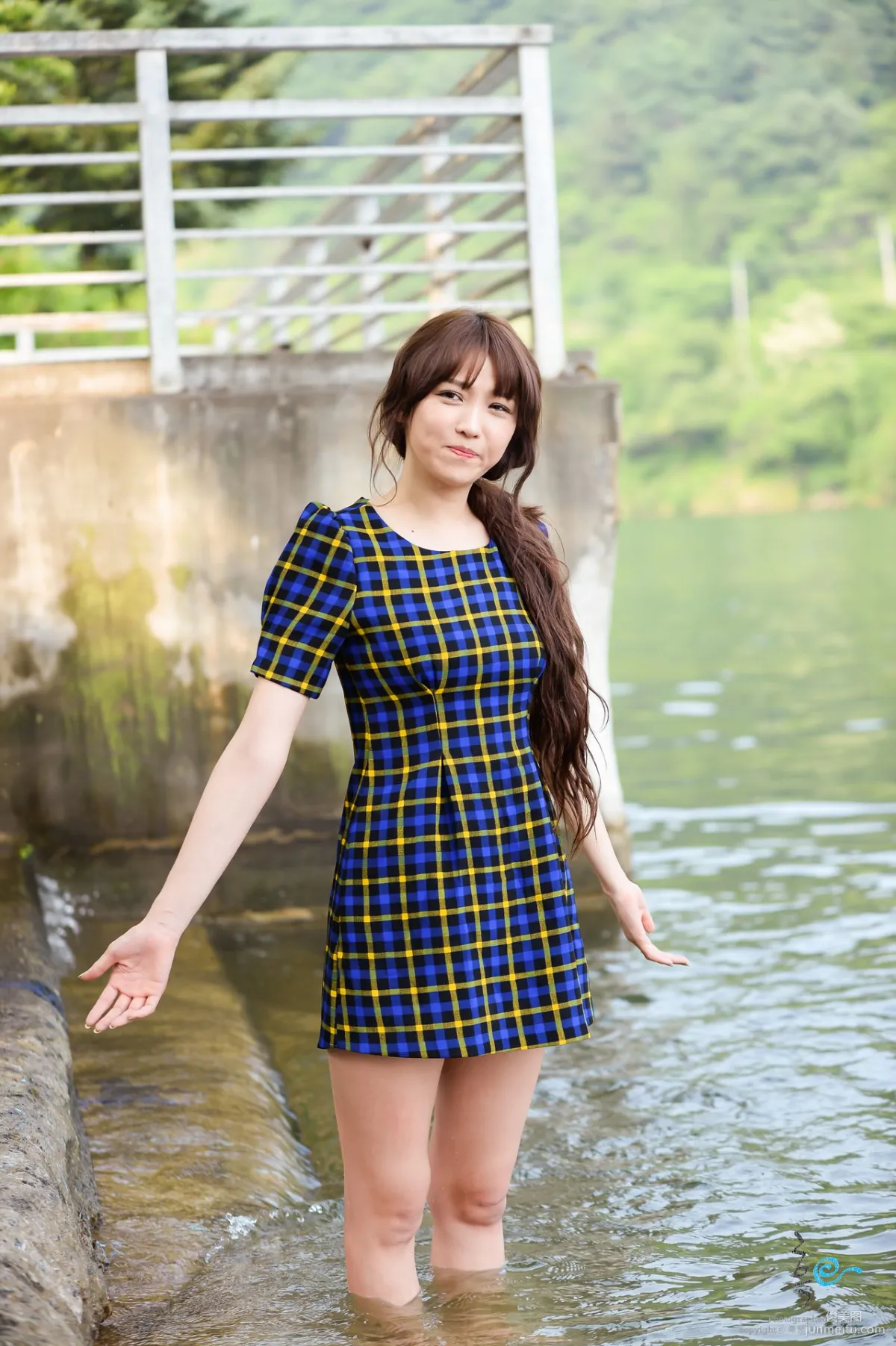 李恩慧《水库可爱女神》写真集4