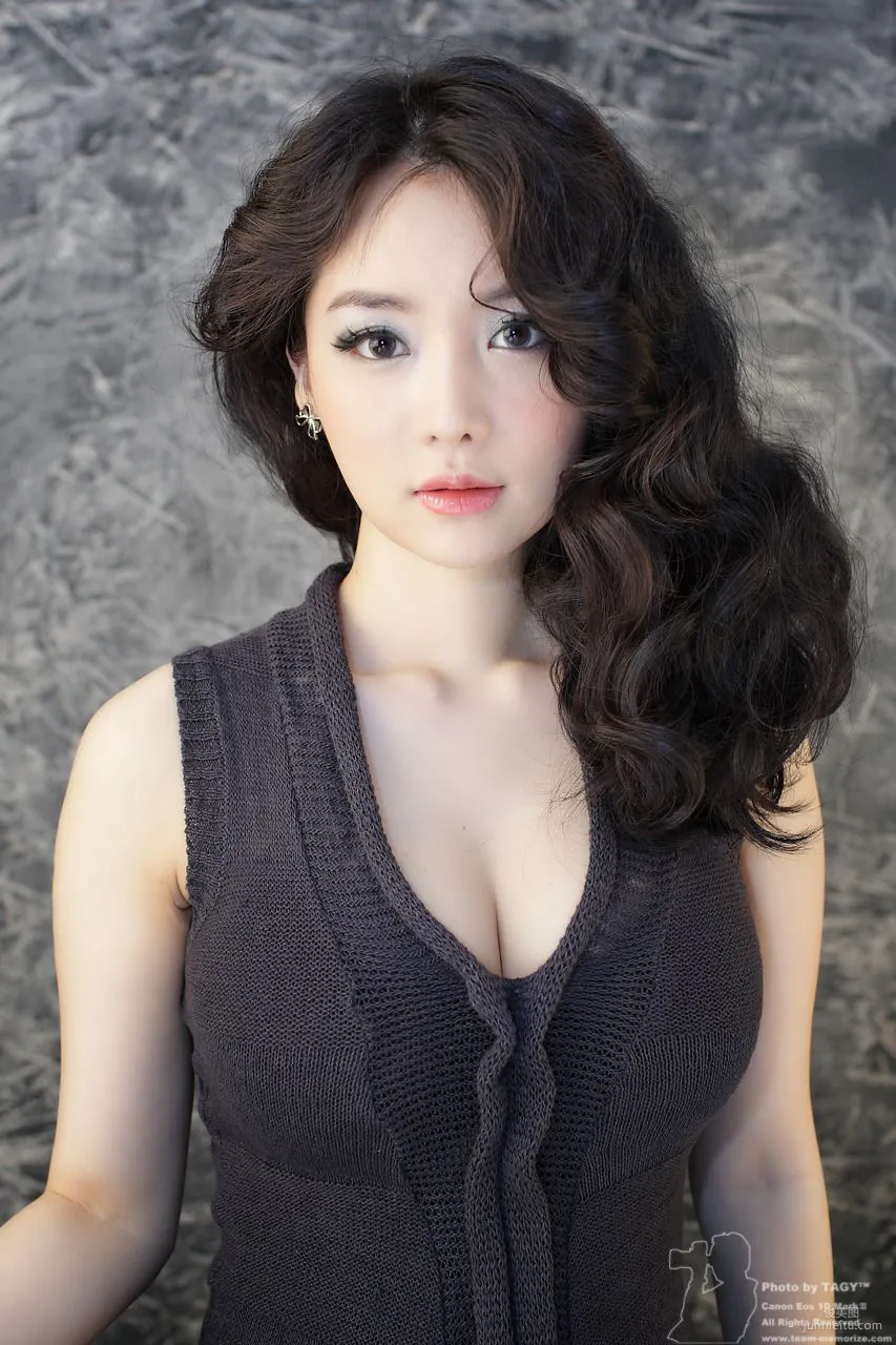 Korean Goddess Im Ji-hye, Photo Set Pictures Collection Edition photo 15