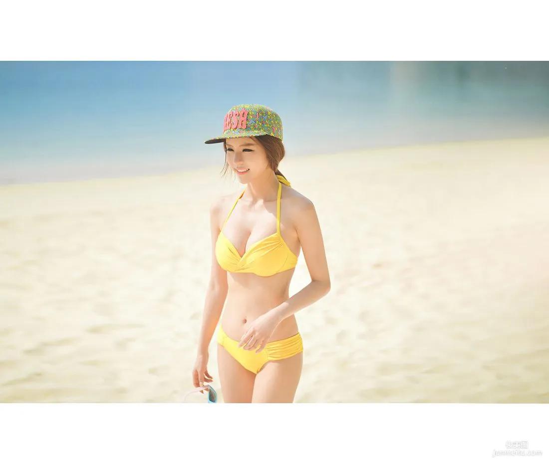 Korean Bongjashop Model Outdoor Shoot Big Collection photo 8