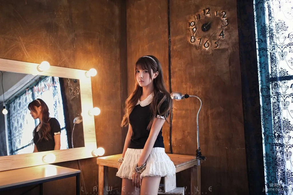 Korean Girl Heo Yun Mi, Beauty Under Light and Shadow Photo Set photo 23