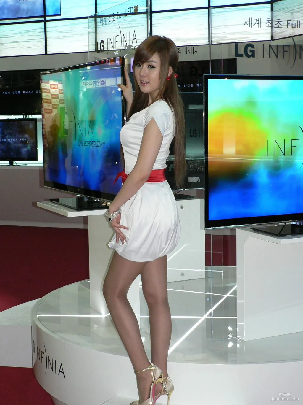 Hwang Mi Hee, Electronic Digital Show Photo Collection photo 22