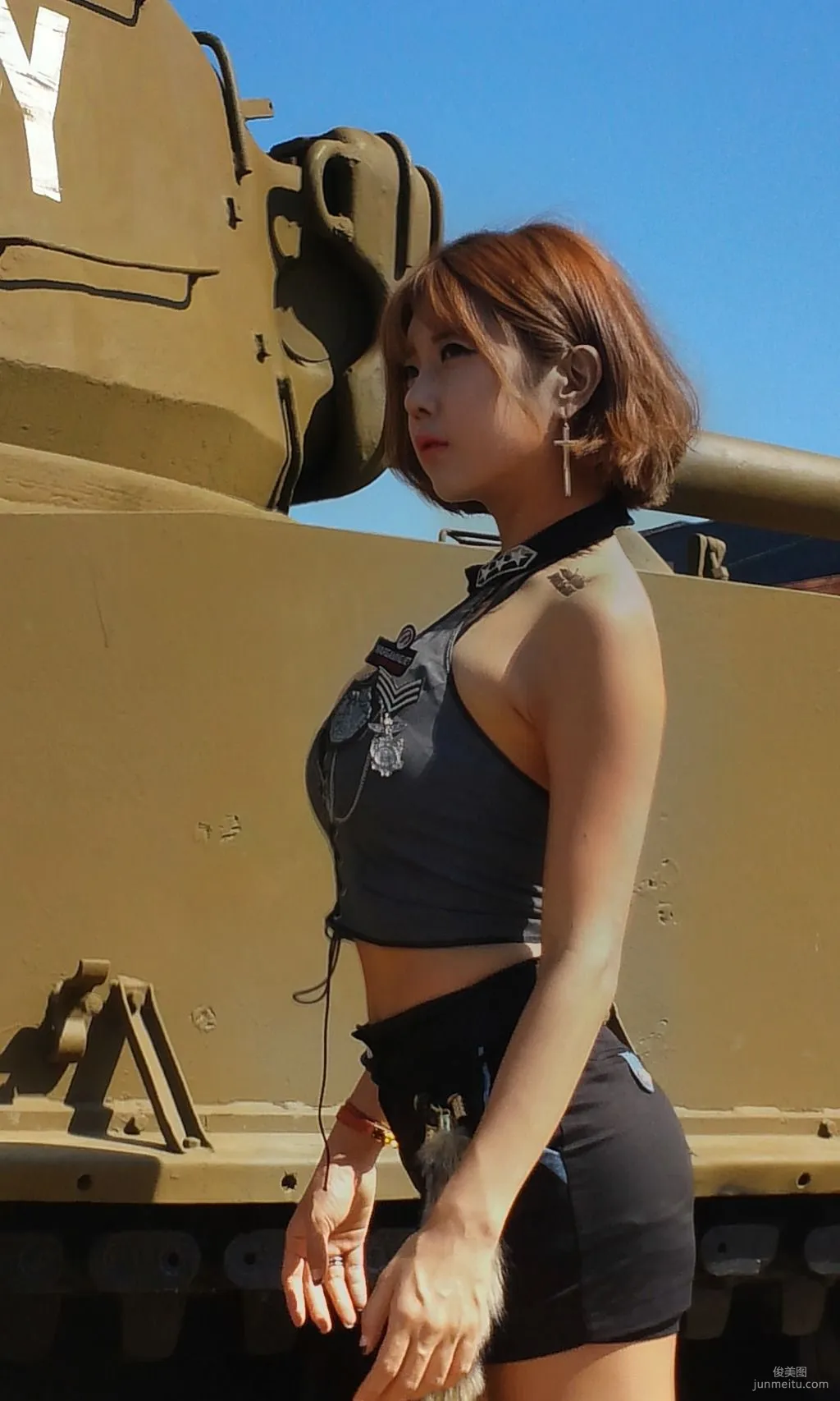 Heo Yun Mi, Busan Tank World Set photo 31