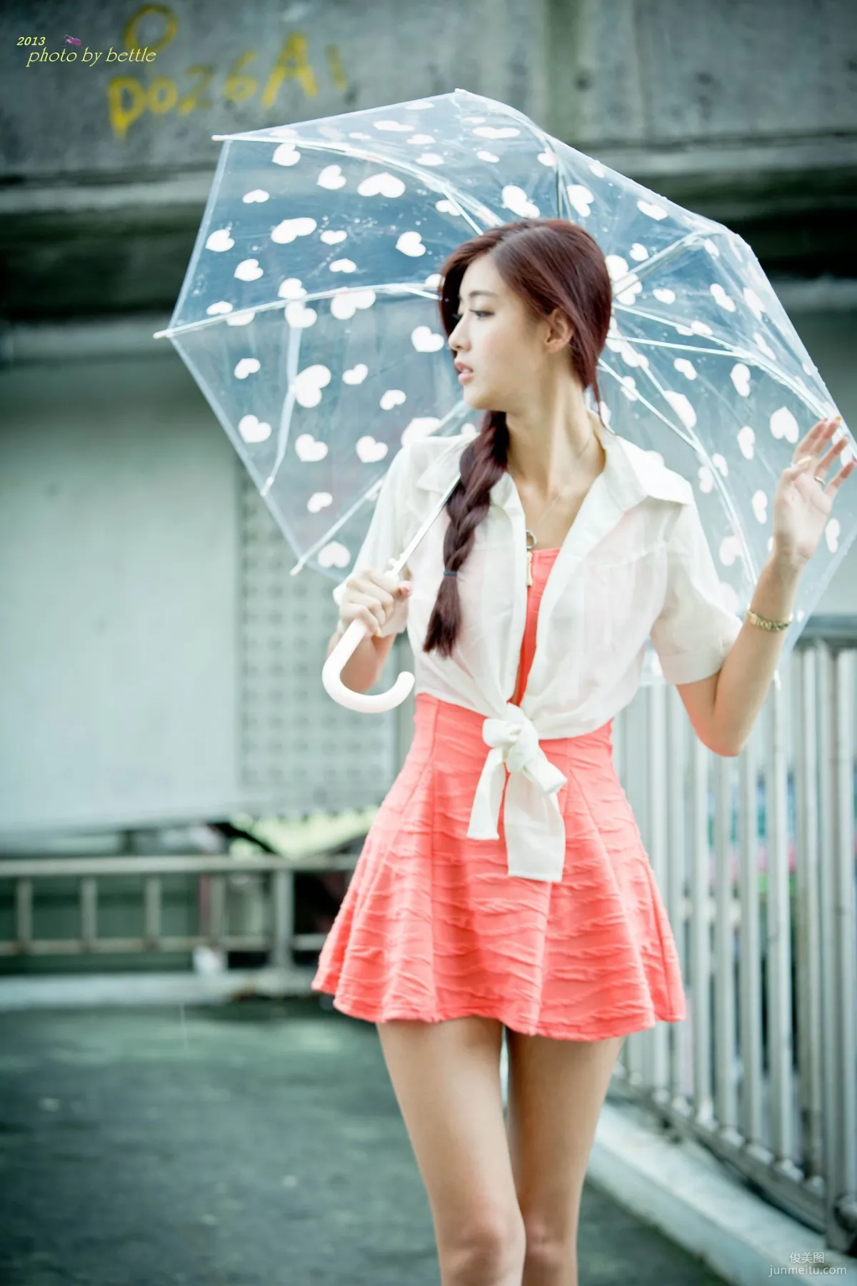 Liao Tingling/Kila Jingjing, Street Snap Pink Dress Series Photo Set photo 26