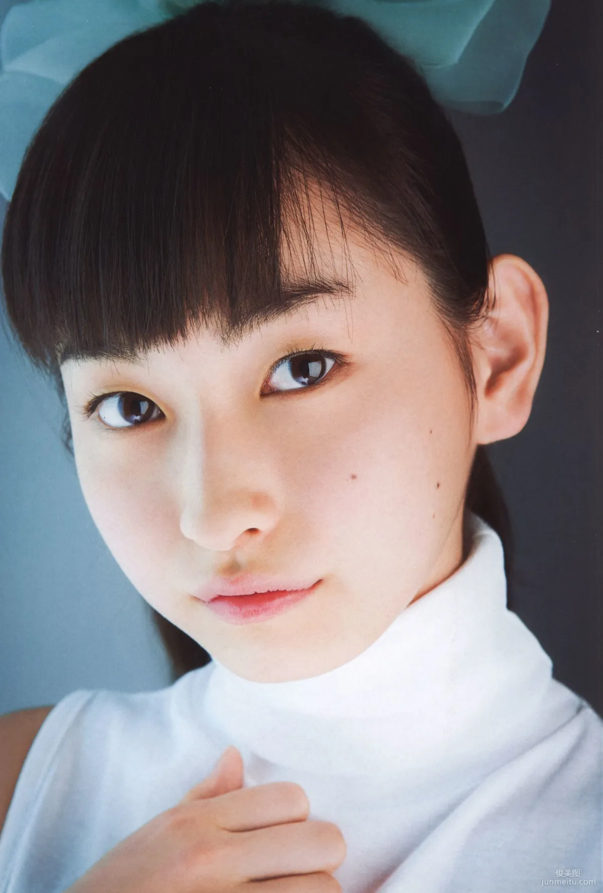 日本美少女組合Juice=Juice《OFFICIAL PHOTO BOOK》寫真集 11