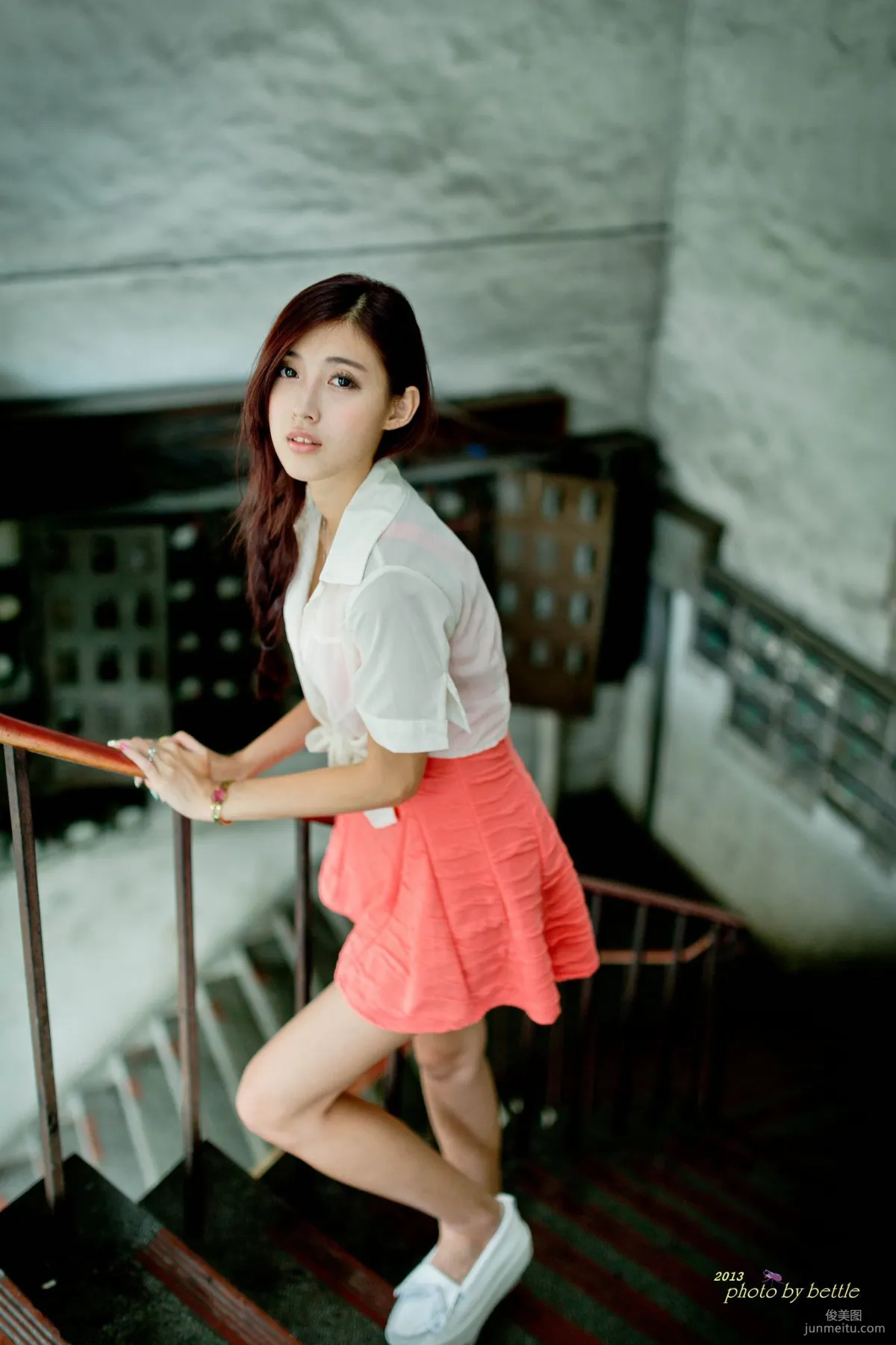 Liao Tingling/Kila Jingjing, Street Snap Pink Dress Series Photo Set photo 105