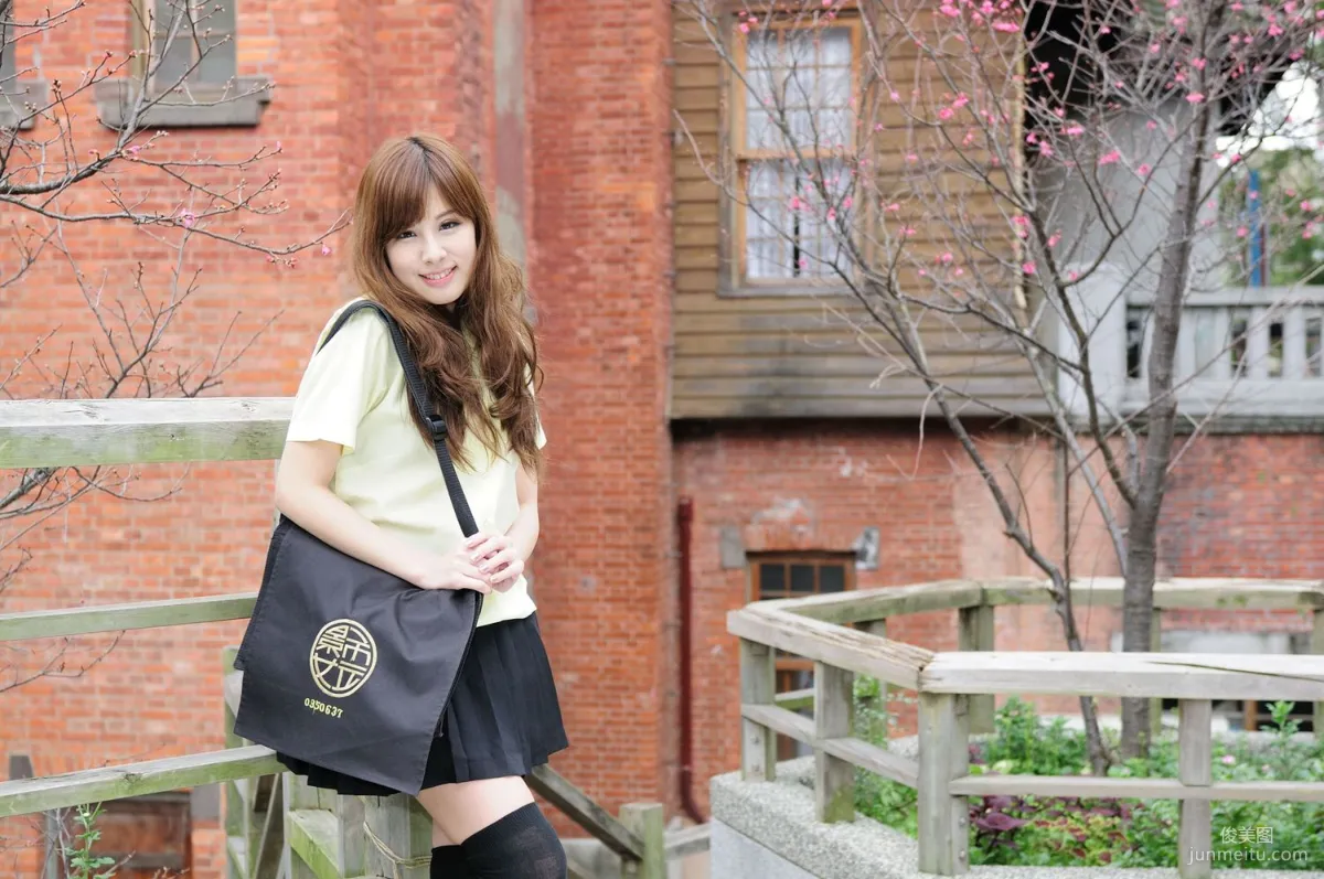 Taiwan Beauty Model Xiao Mi Kate su Fresh Street Snap Photo Set Pictures photo 11