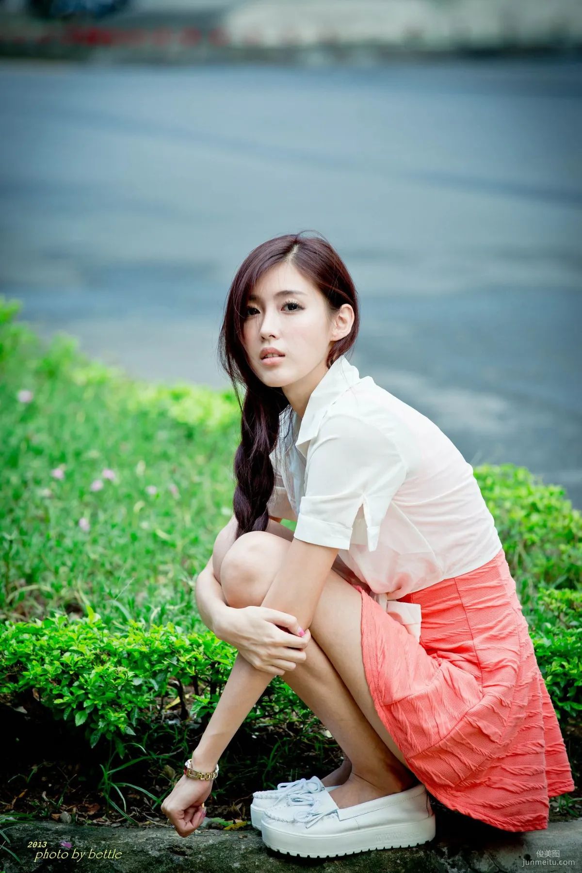 Liao Tingling/Kila Jingjing, Street Snap Pink Dress Series Photo Set photo 19