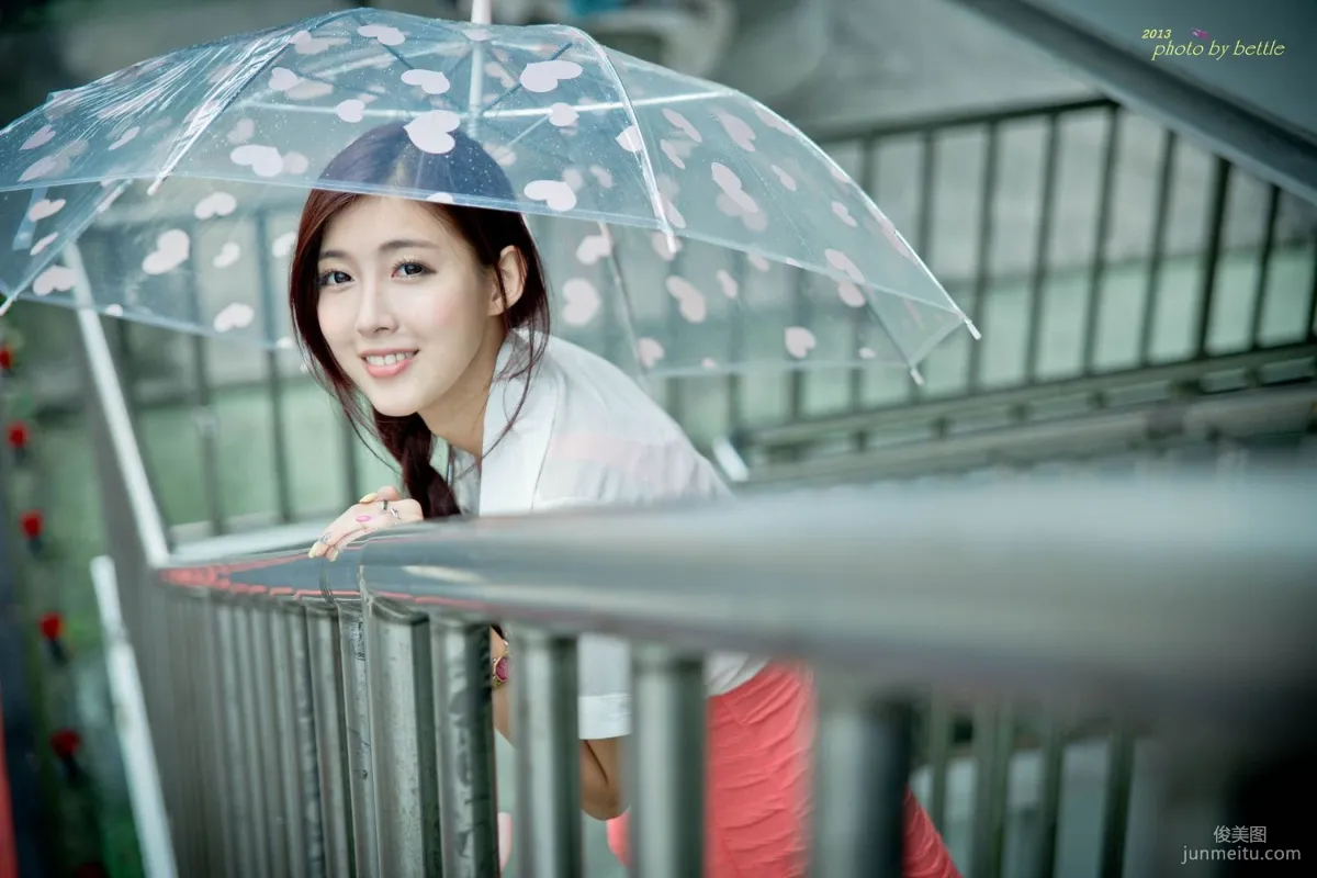 Liao Tingling/Kila Jingjing, Street Snap Pink Dress Series Photo Set photo 61