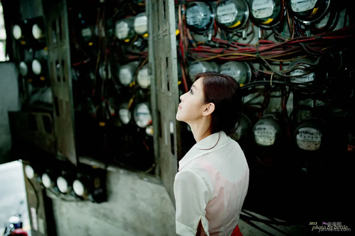 Liao Tingling/Kila Jingjing, Street Snap Pink Dress Series Photo Set photo 10