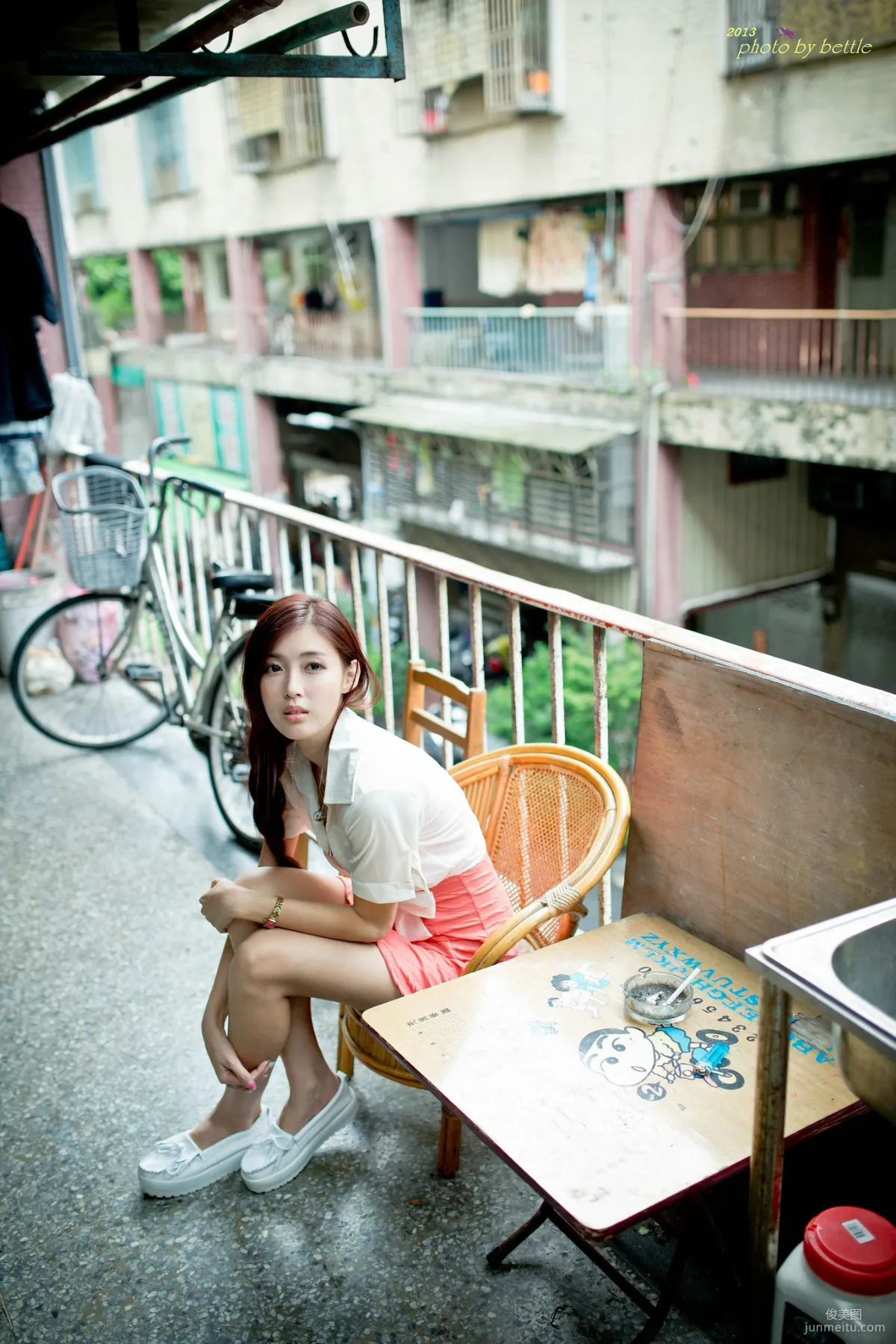 Liao Tingling/Kila Jingjing, Street Snap Pink Dress Series Photo Set photo 109