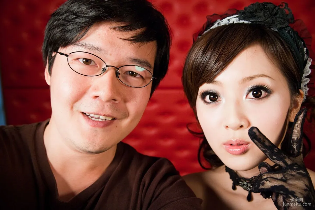 張允霏/果子MM《創意婚紗潮流風》寫真集 52