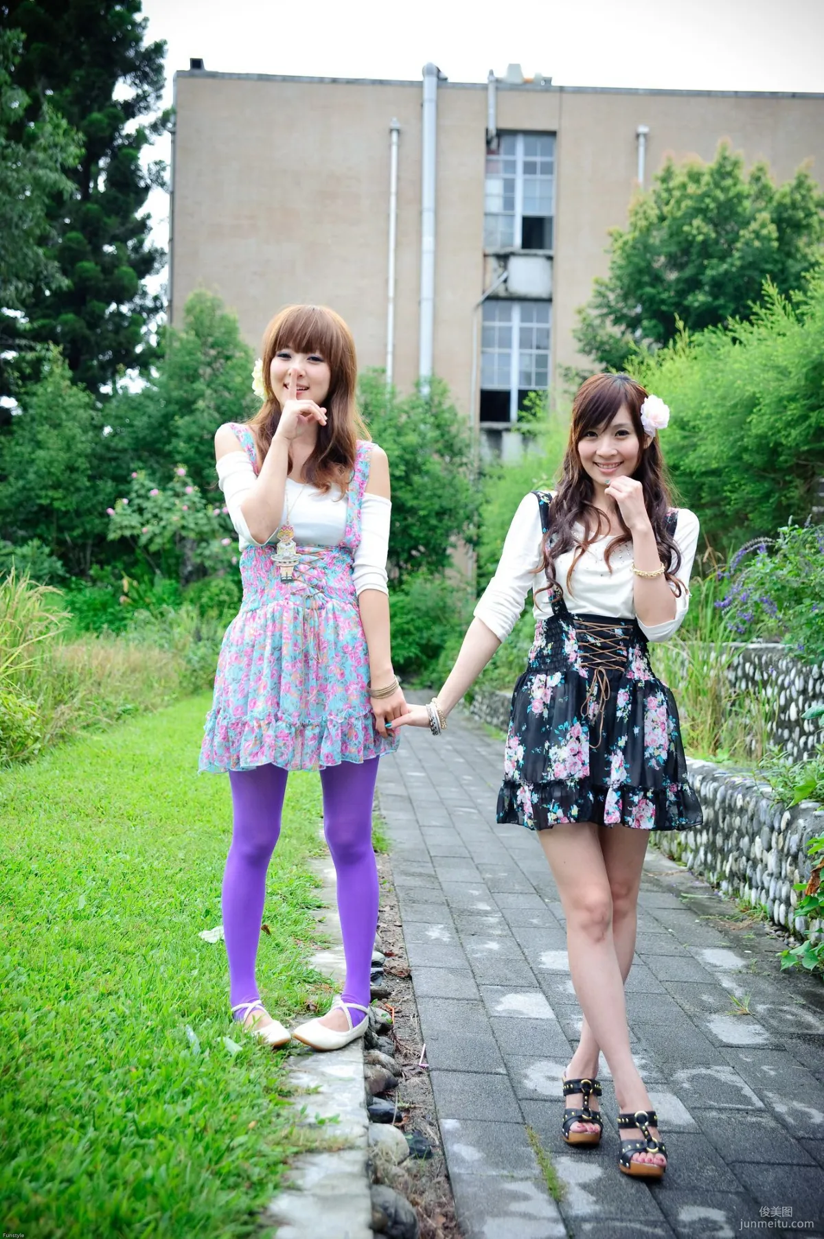果子Mikako+Minako《台大外拍 II》 寫真集 27