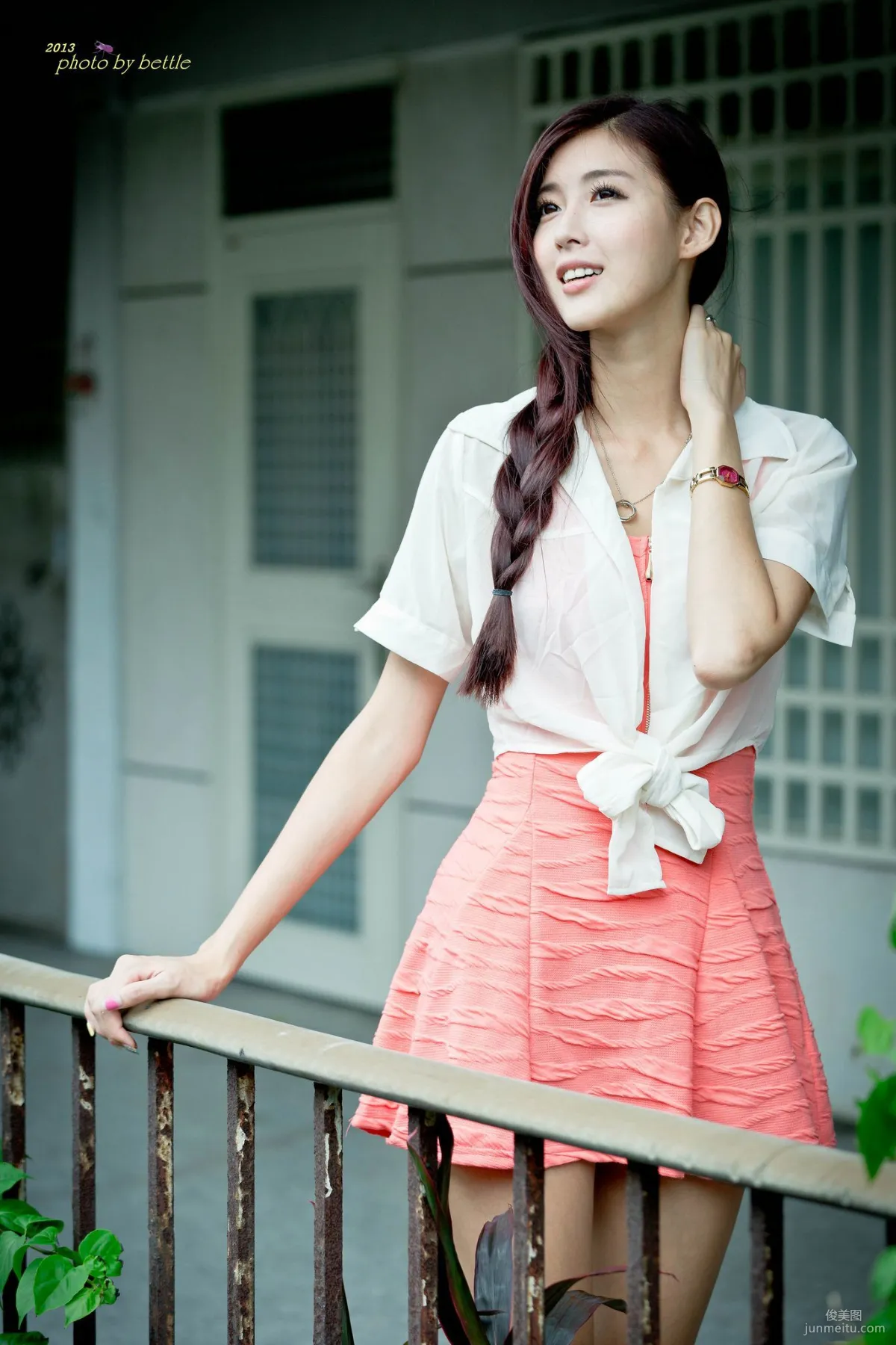 Liao Tingling/Kila Jingjing, Street Snap Pink Dress Series Photo Set photo 84