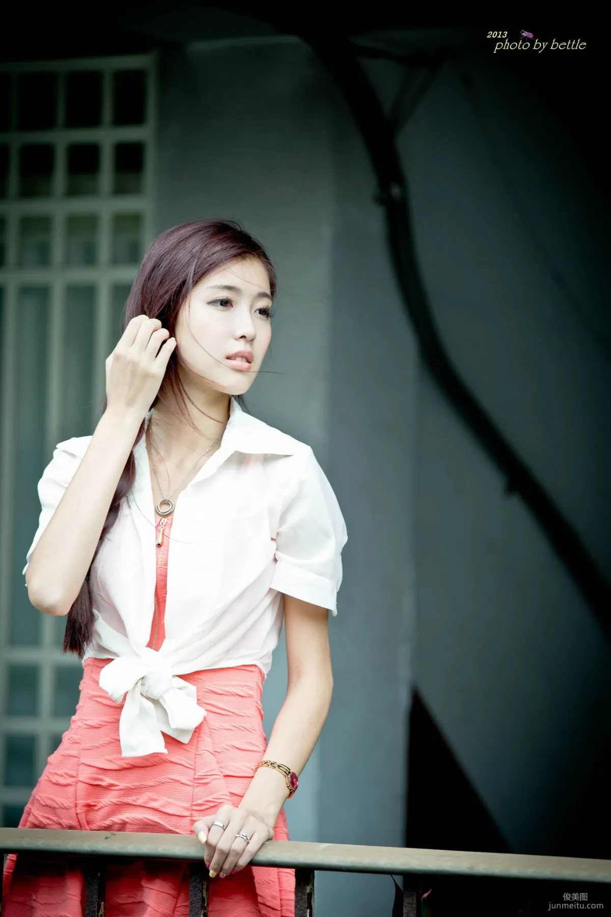 Liao Tingling/Kila Jingjing, Street Snap Pink Dress Series Photo Set photo 81