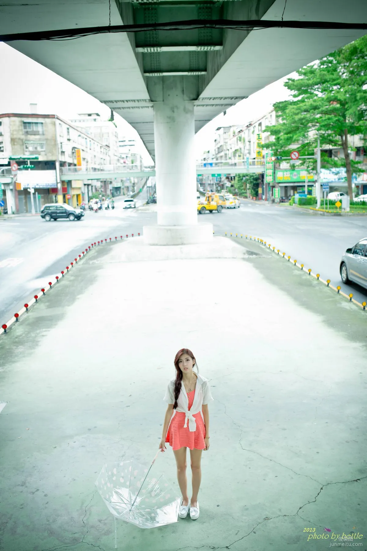 Liao Tingling/Kila Jingjing, Street Snap Pink Dress Series Photo Set photo 49