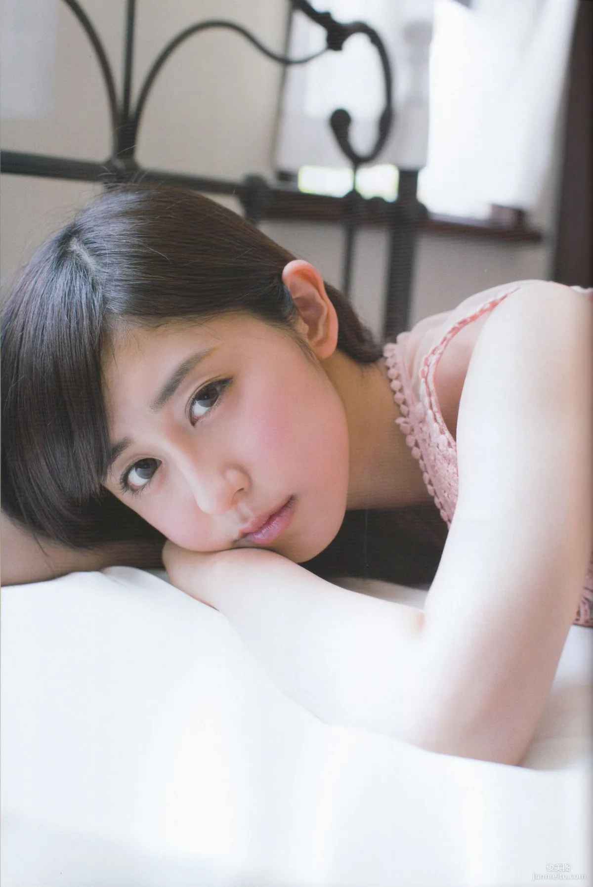 《季刊 乃木坂46 vol.3 涼秋》全本 寫真書 48