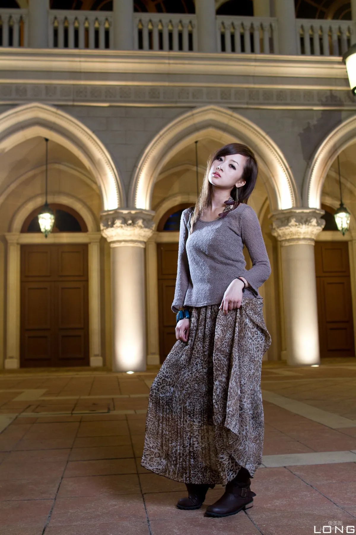 Zhang Yunfei/Guozi MM "Hong Kong and Macau Trip" Long Dress Night Shoot Photo Set photo 2