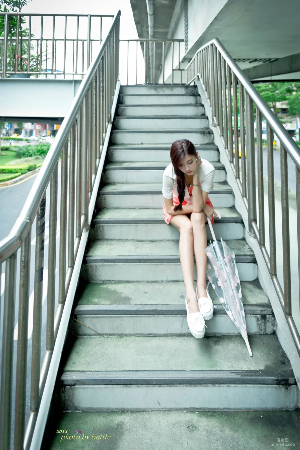Liao Tingling/Kila Jingjing, Street Snap Pink Dress Series Photo Set photo 64