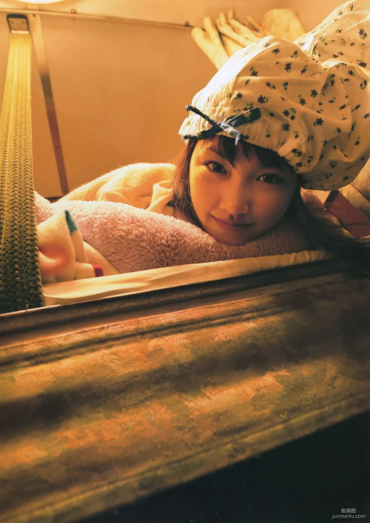 Seika Taketomi "A message from OWL" Photo Set photo 17