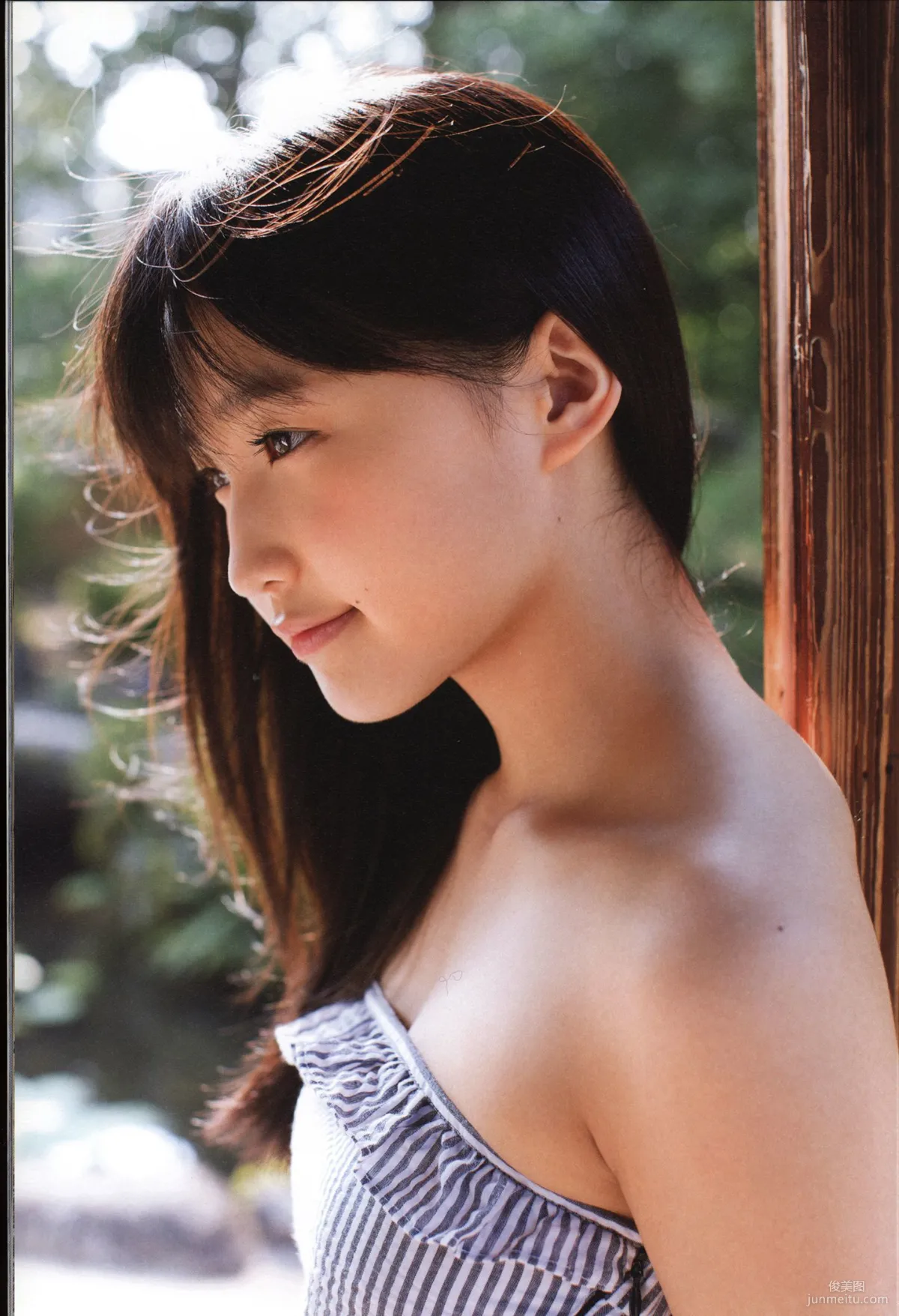 Riho Sayashi 鞘師裡保《太陽》寫真集 85