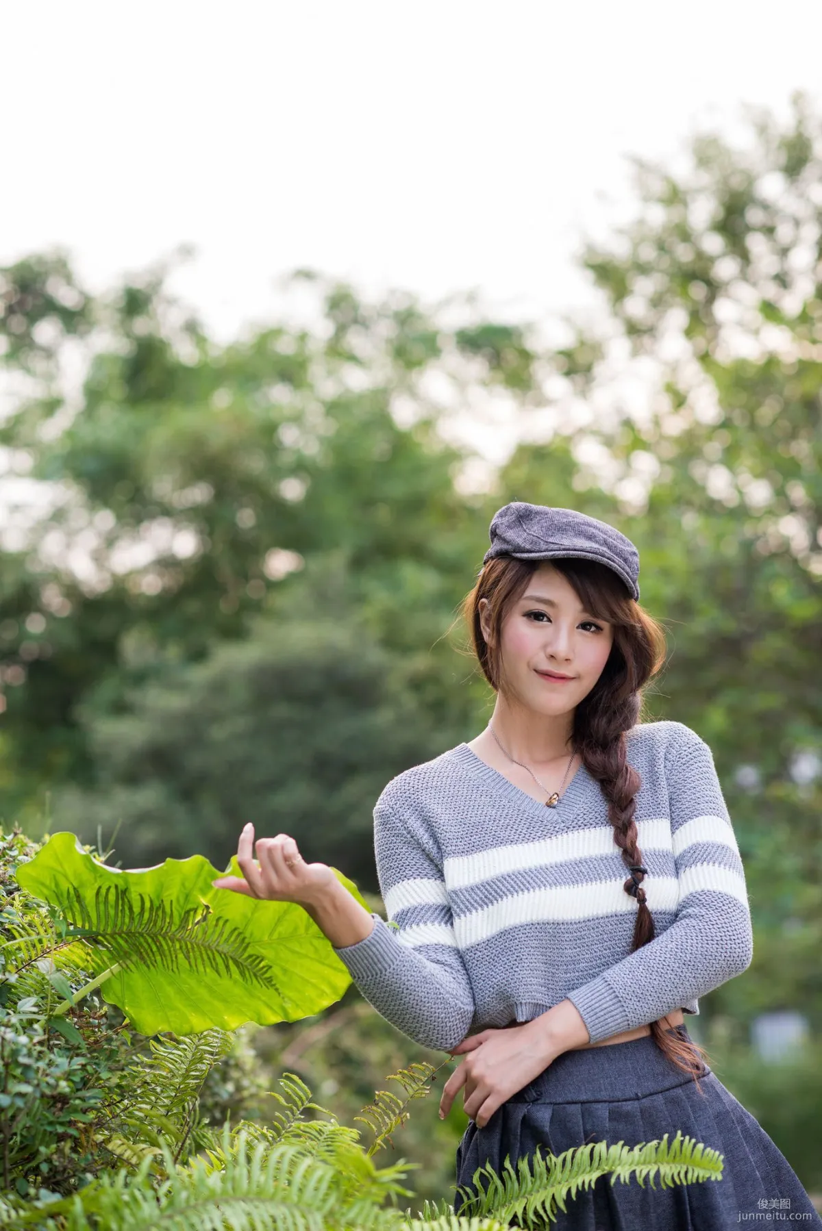 Taiwan Goddess Xia Qing / Leg Model MISO, Autumn Wind Photo Set photo 8