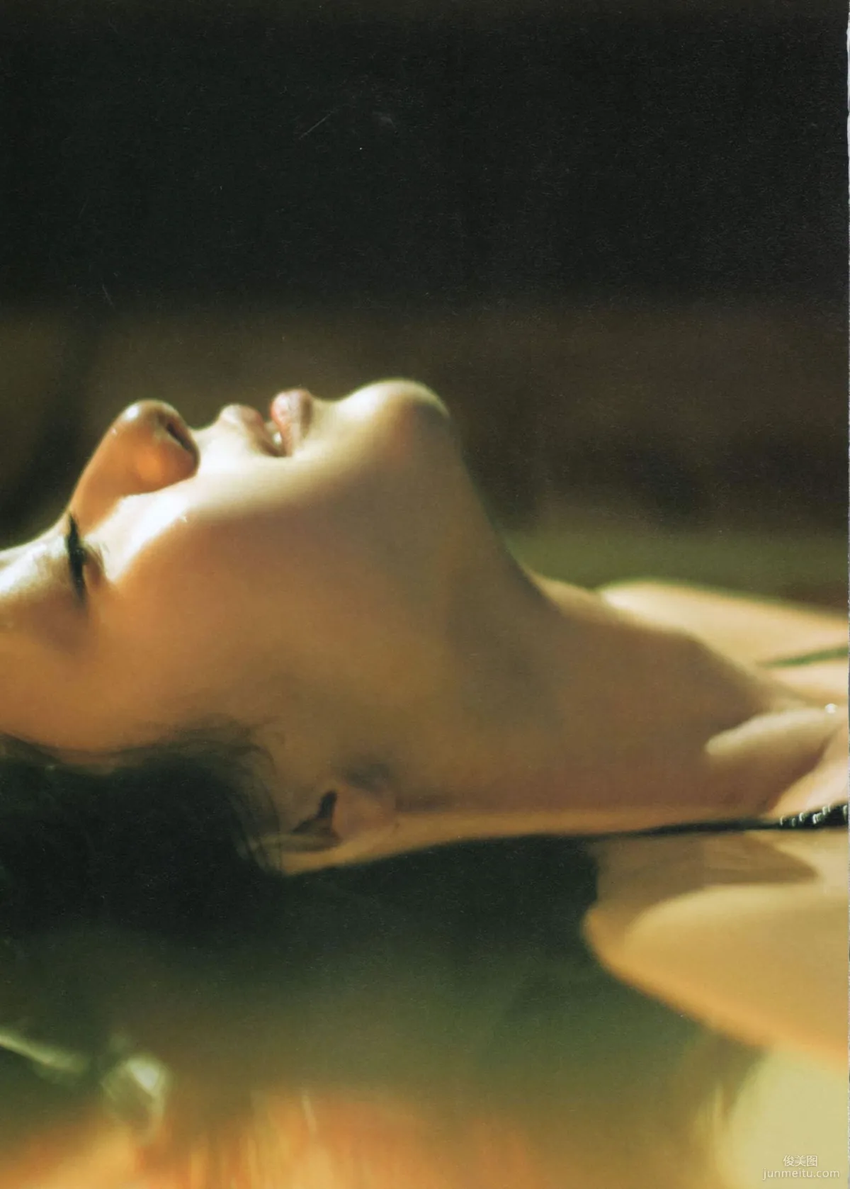 Rina Aizawa 逢澤莉娜《Welina》寫真集 66