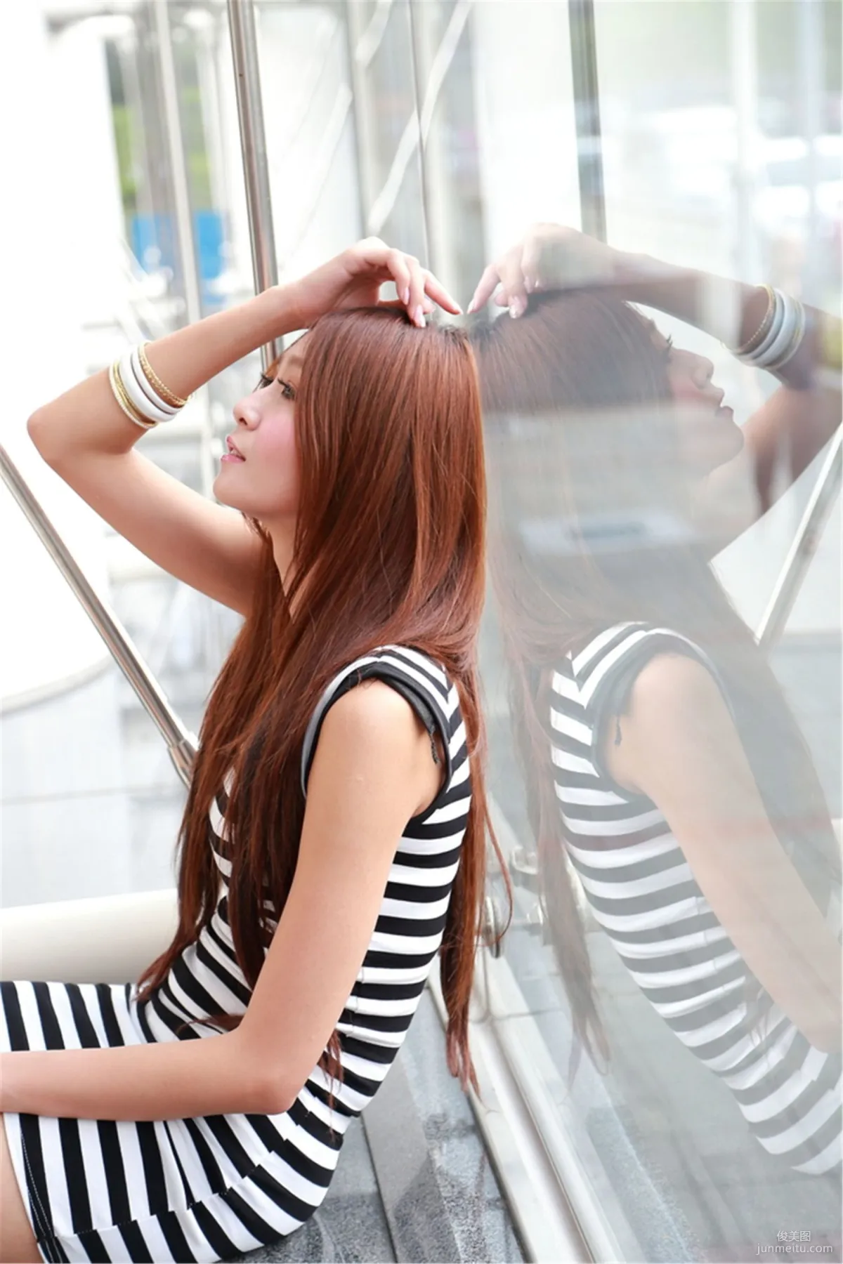 Taiwan Beauty Winnie Xiaoxue, Fashion Outdoor Shoot Photo Set photo 7