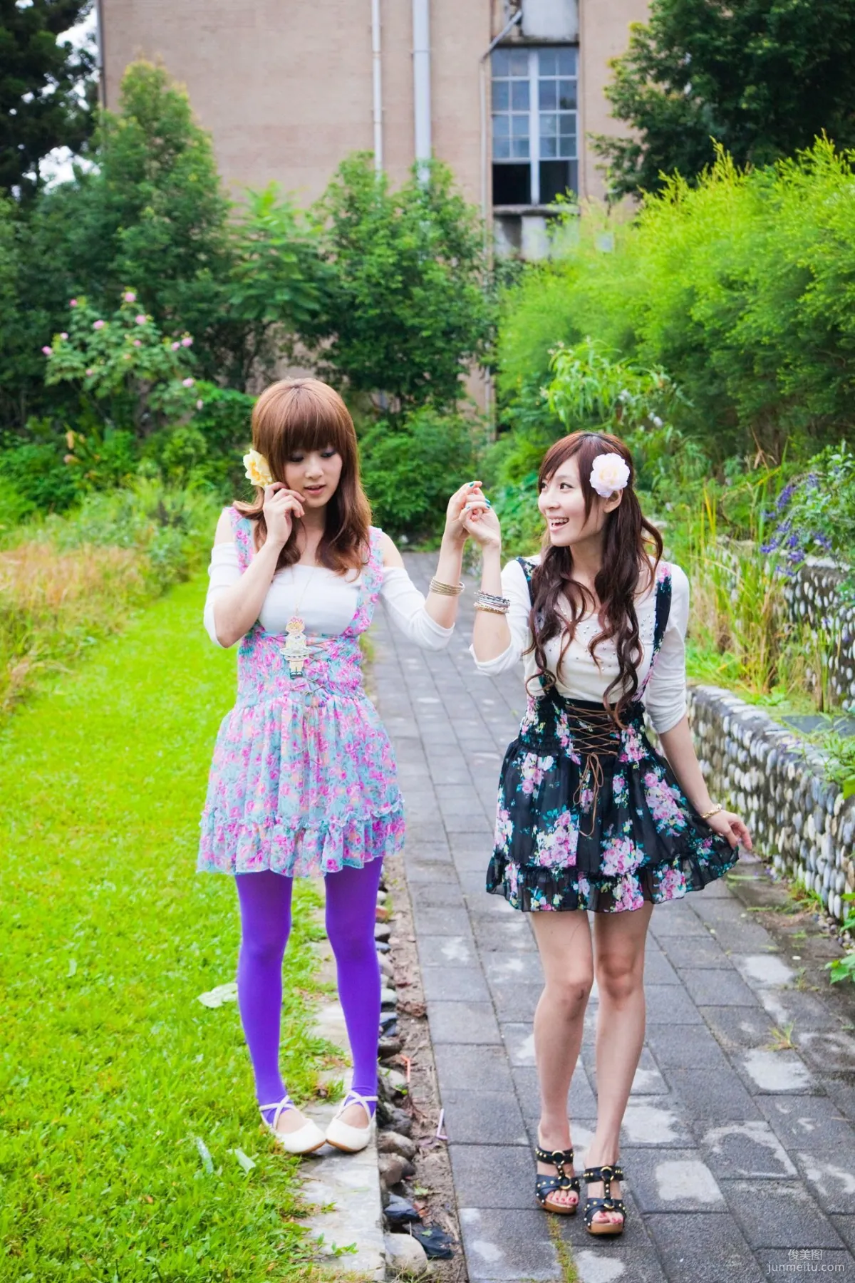 果子Mikako+Minako《台大外拍 II》 寫真集 78