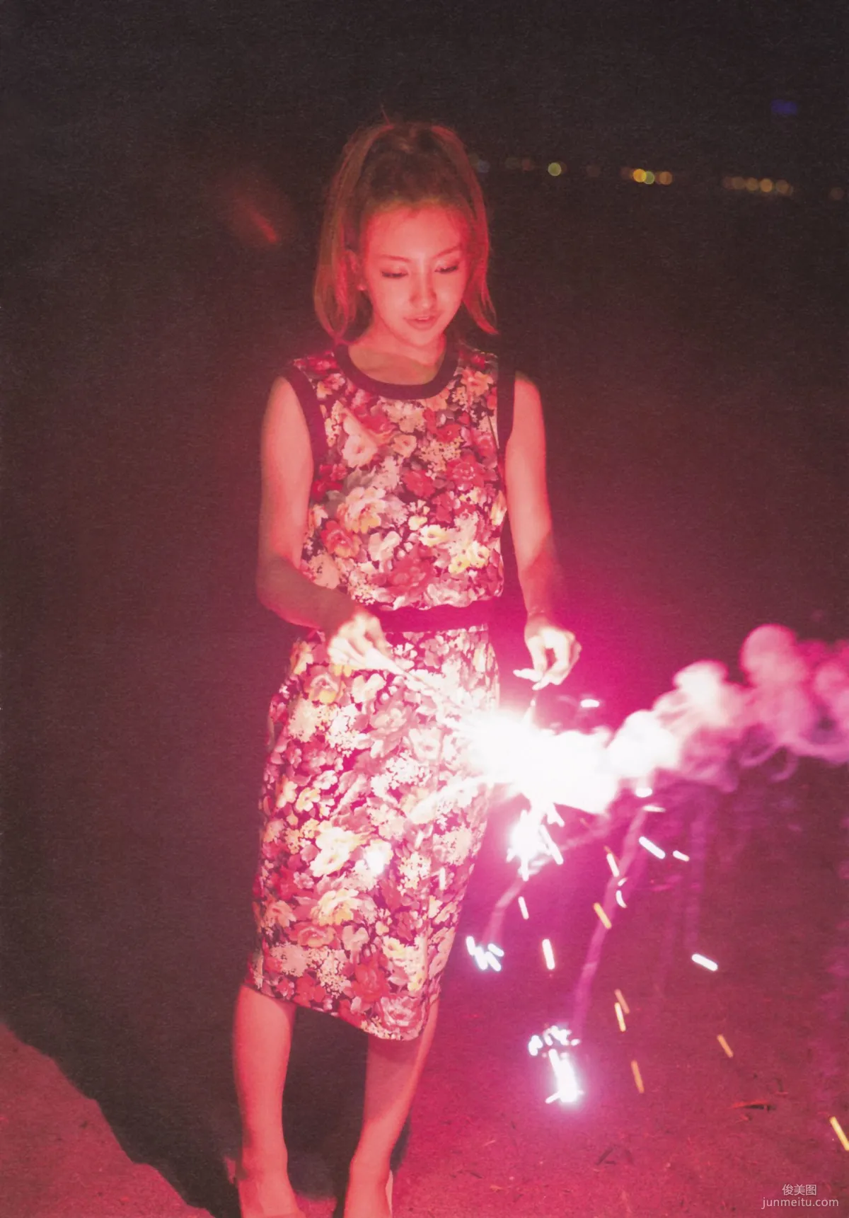 Tomomi Itano AKB48 Graduation Commemoration "Tomochin" Photo Set photo 30