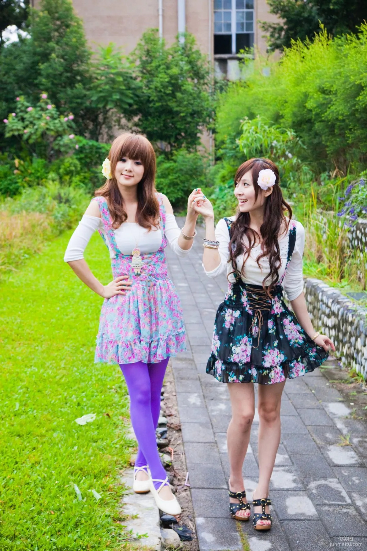 果子Mikako+Minako《台大外拍 II》 寫真集 79