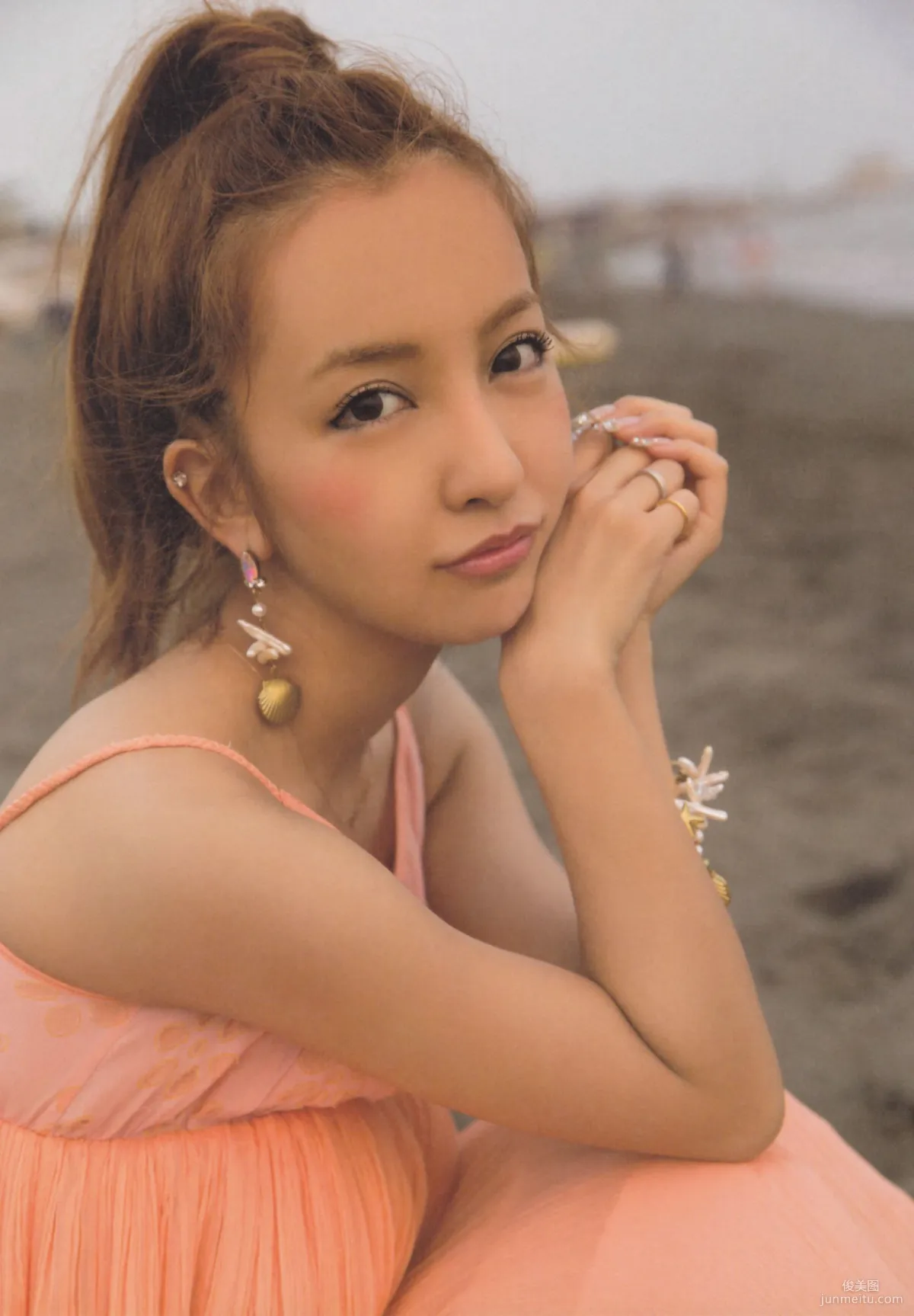 Tomomi Itano AKB48 Graduation Commemoration "Tomochin" Photo Set photo 21